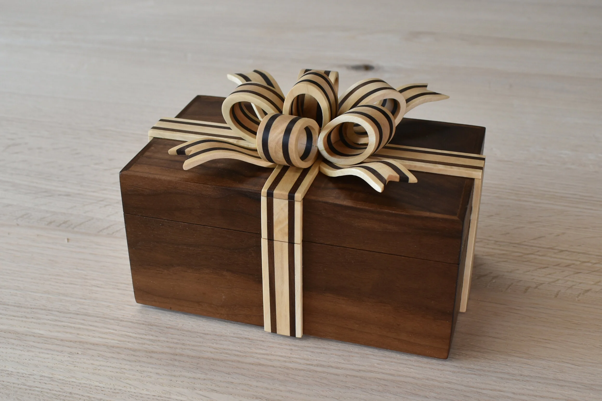 wood ribbon box 1.jpg