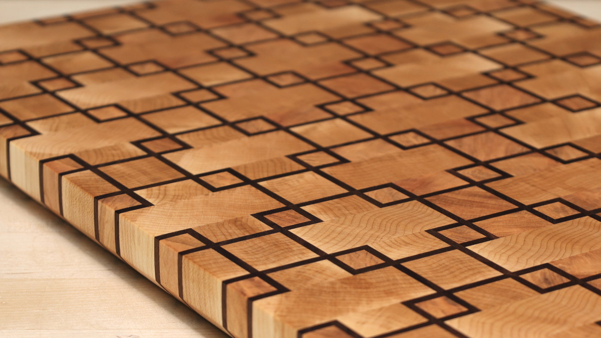 Houndstooth Pattern Cutting Board Plans