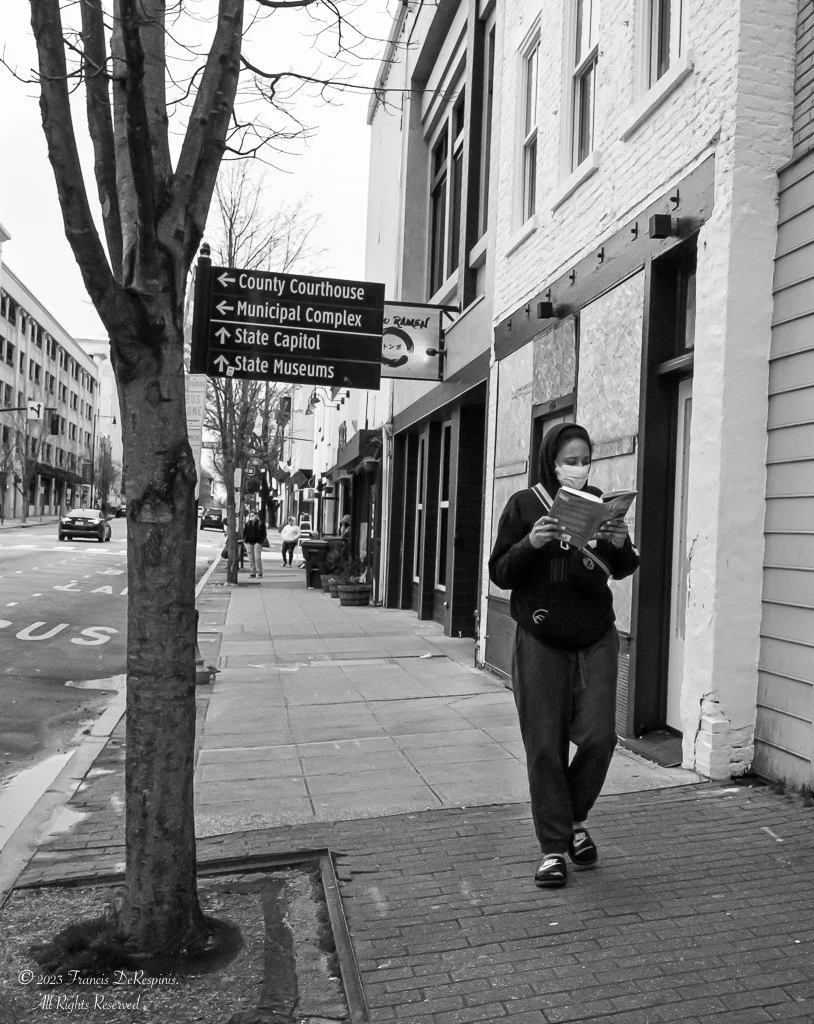 On Reading- An Homage to Andre Kertez - DeRespinis-28.jpg