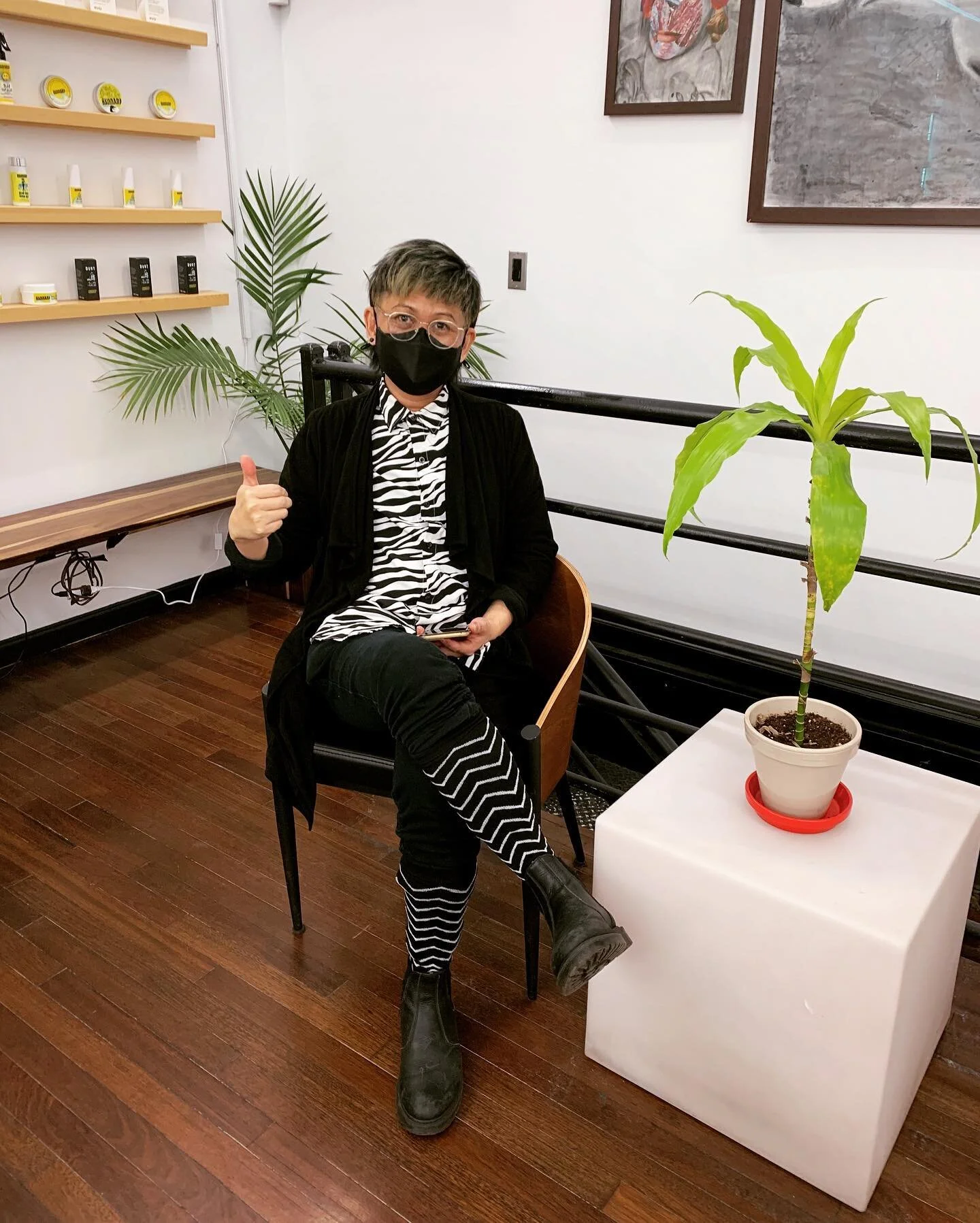 Taksa, serving major looks!!! Catch him today and tomorrow at Manetamed. ❤️