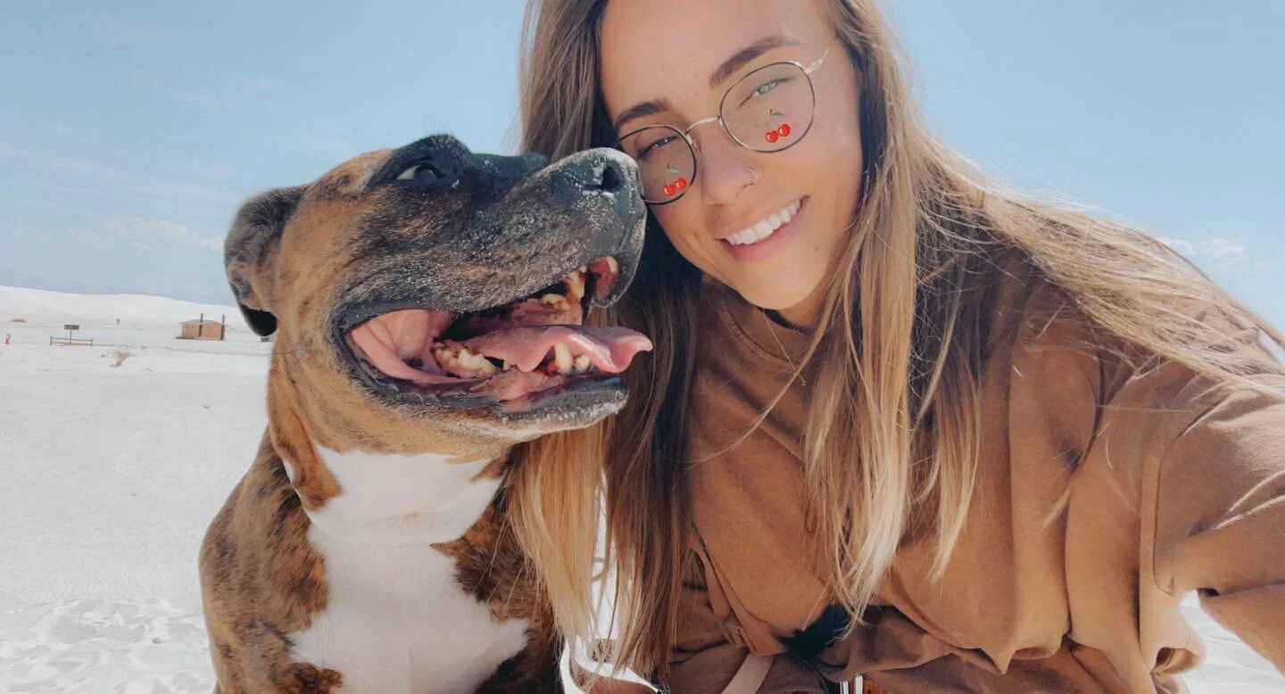 Nothing matters when you&rsquo;re by my side. 

#whitesandsnationalmonument #whitesands #newmexico #pittie #pitbull #pitbullsofinstagram