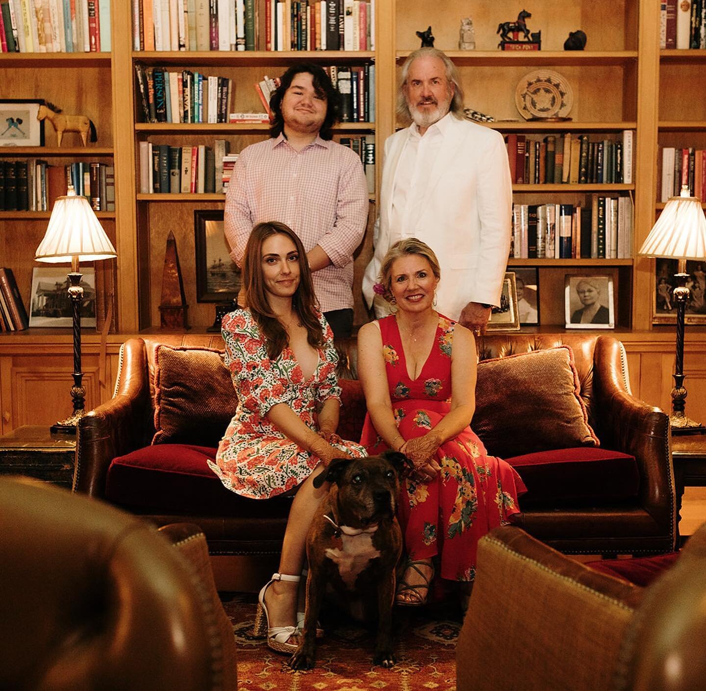 The Goodmans

There is no other group of humans I&rsquo;d rather be related to.

Love you @altered_lines @bgoodman53617