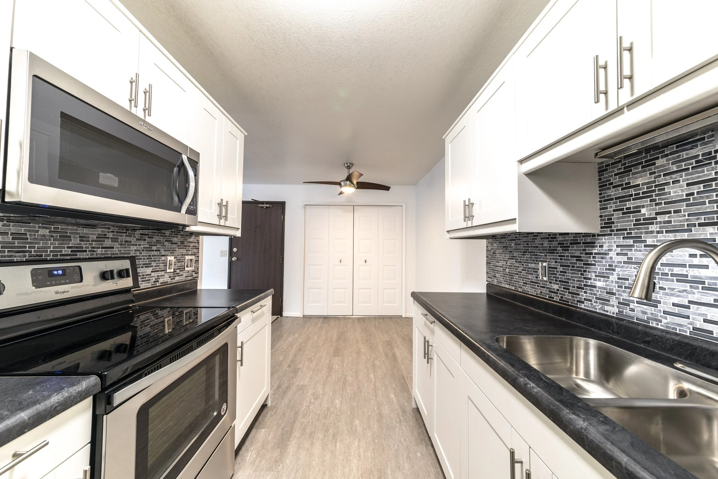Photos — Chestnut Hills Apartments