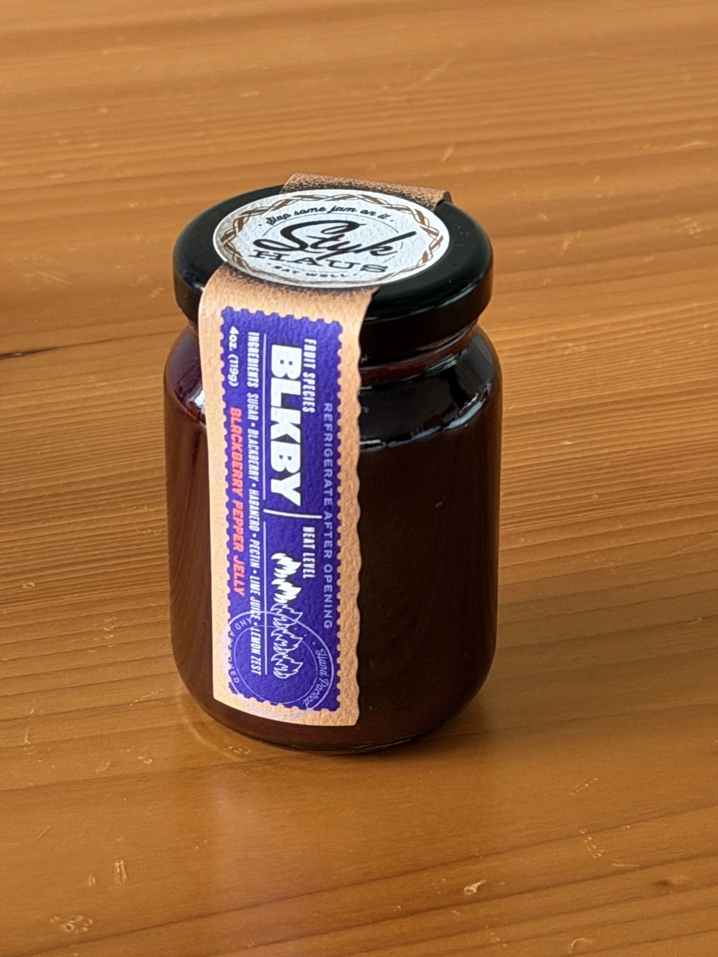 BLACKBERRY PEPPER JELLY