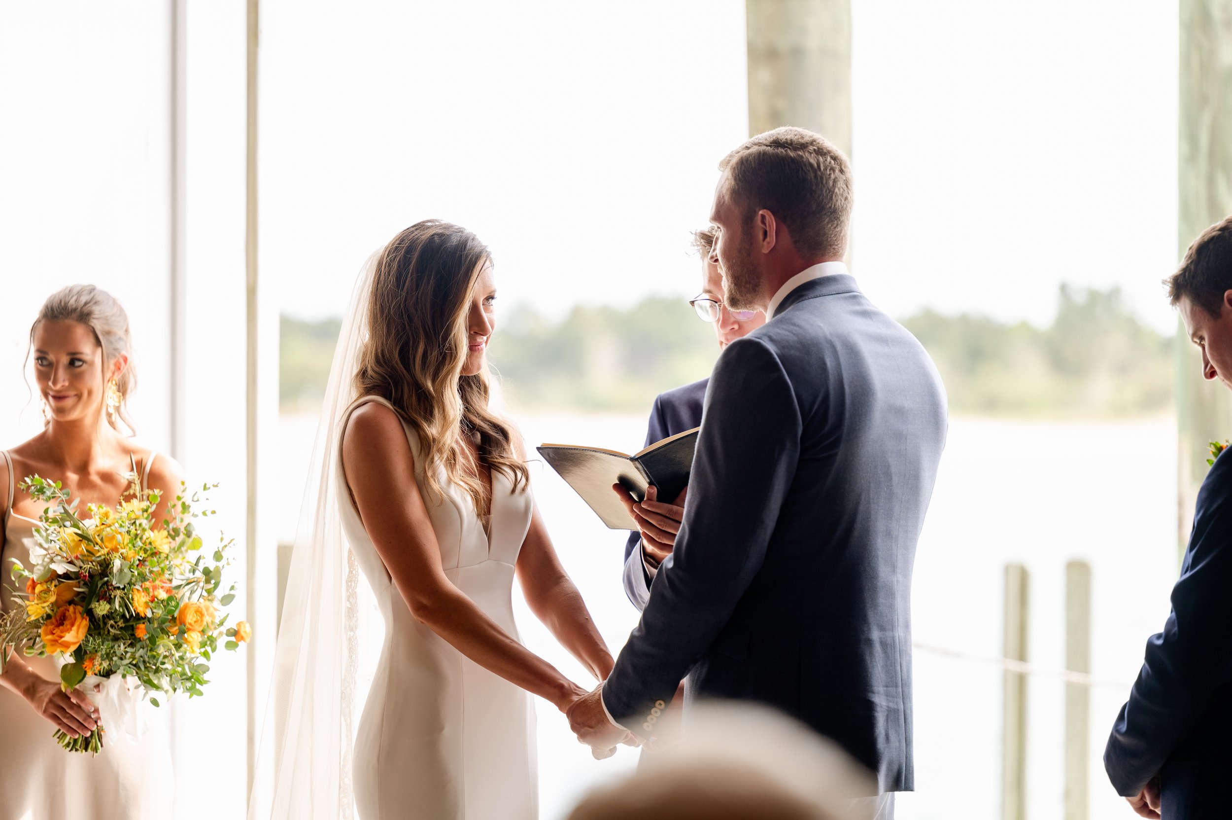 The Ultimate Guide on What to Wear to a Wedding