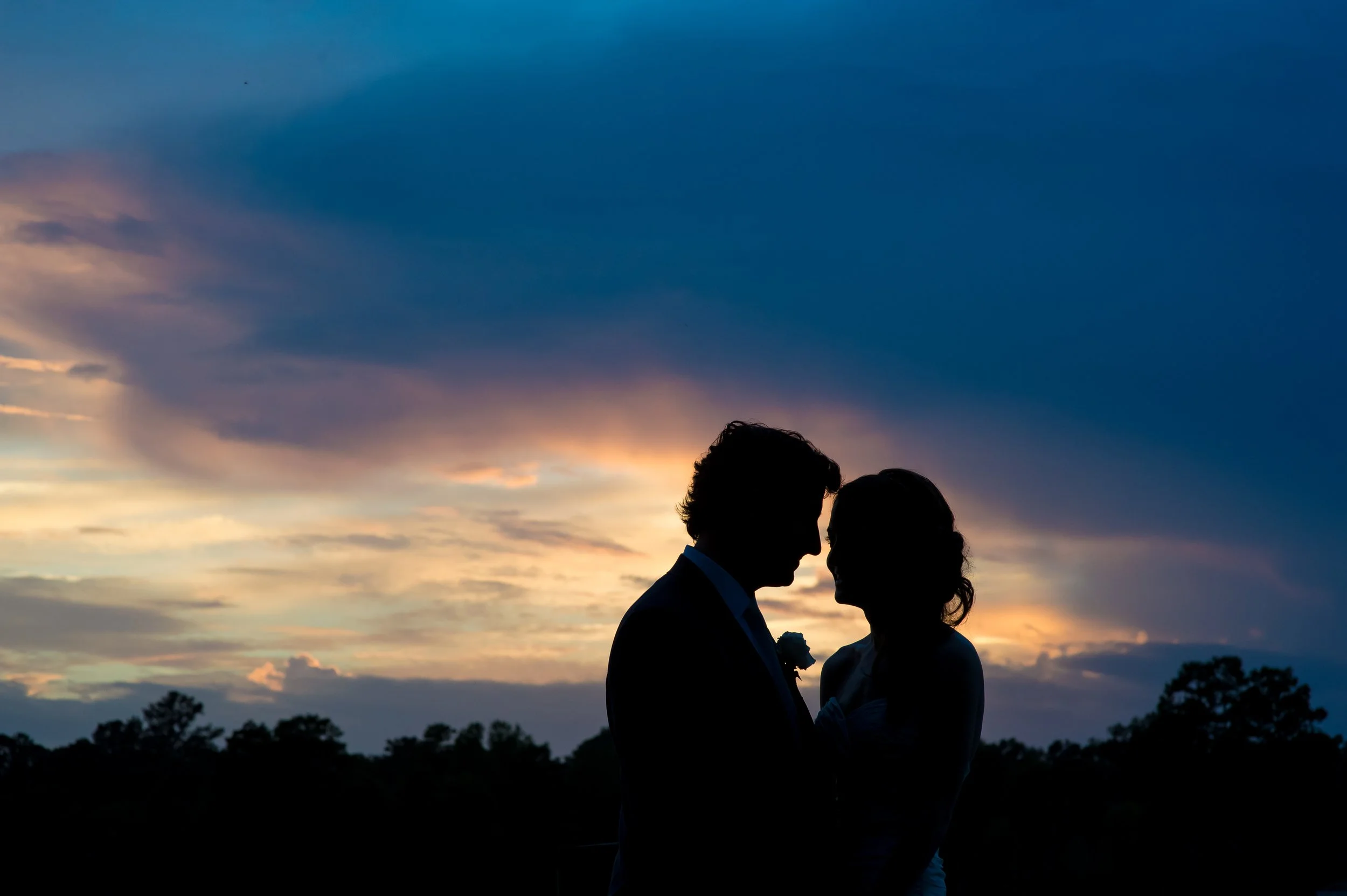 A Guide To Planning For Rain On Your Wedding Day