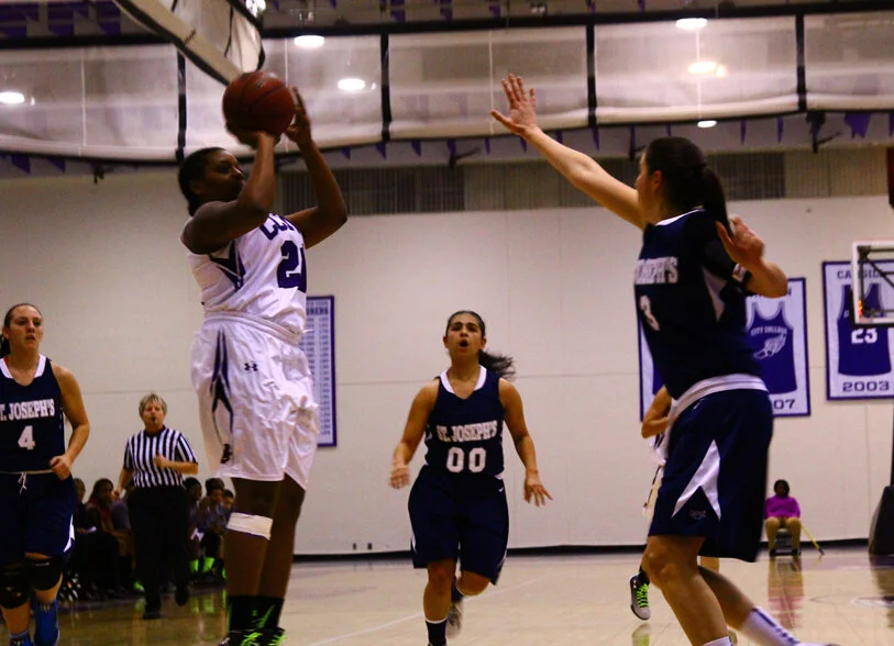 Lady Beavers Fall Flat vs. St. Joseph's Brooklyn