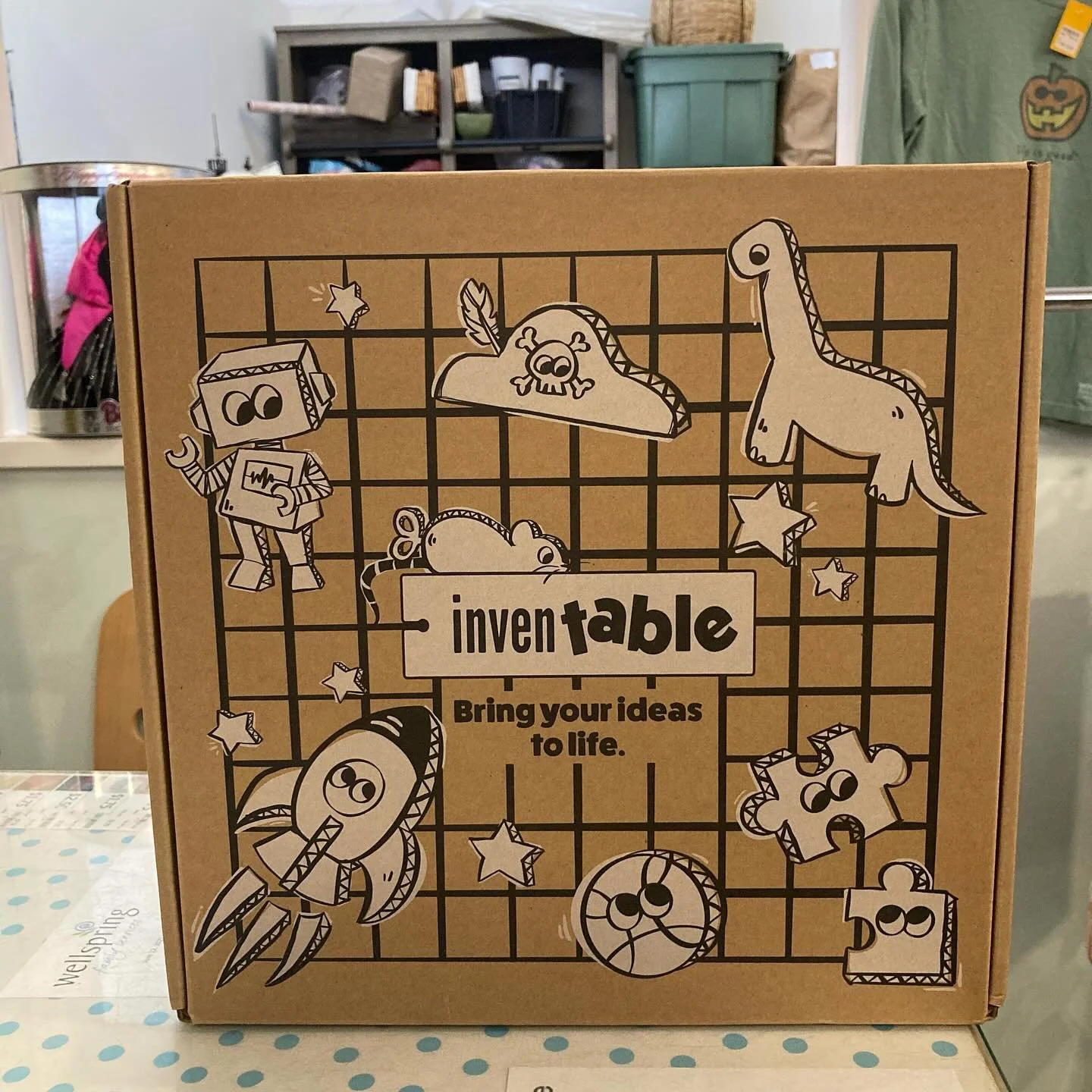 Check out this fun tool!  It’s the #chompshop  #inventable cardboard cutter for kids.  This includes the machine plus an expansion set. This runs over $300 new but it’s only $100 here!