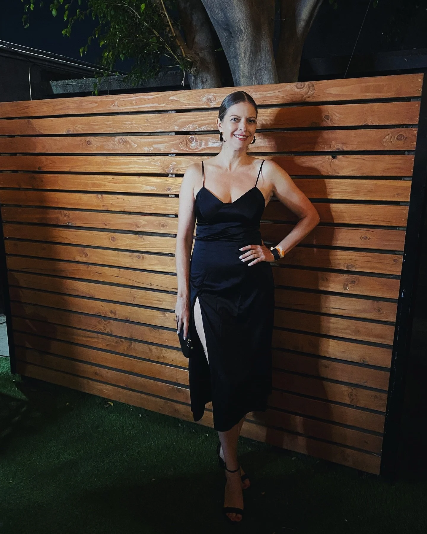frolicked in a frock at @infolist_jeffgund&rsquo;s pre-comic con soir&eacute;e with trekkie @caitbidwell 🖖🏻 a great time was had! thanks @thestarstylistla for said frock 🫶🏻 + @alopics067 for the 📸 #comiccon2025