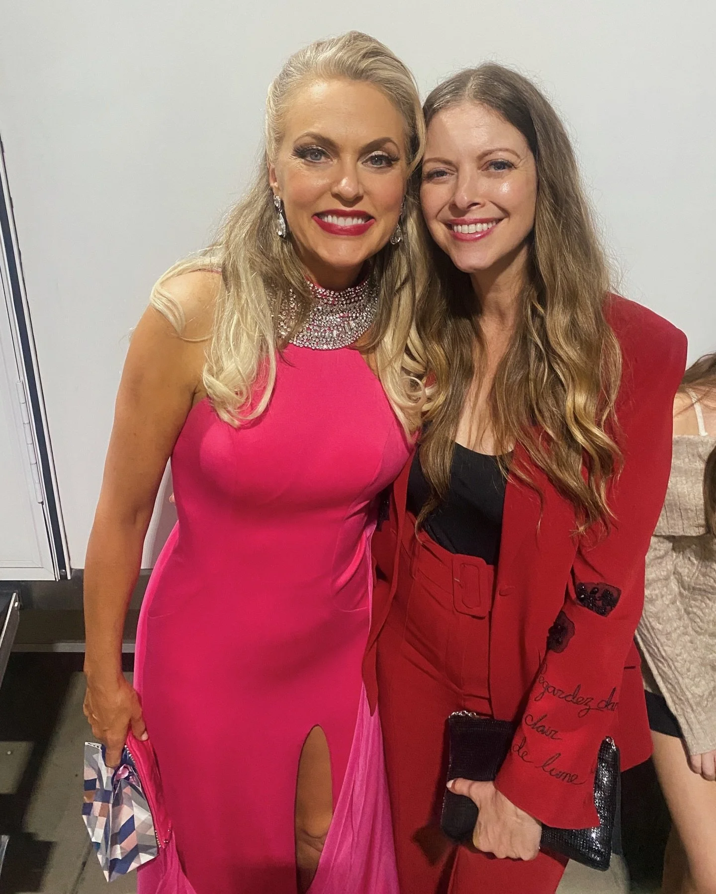 it&rsquo;s not often you get to watch a friend live her dream &mdash; highly recommend if you ever get the chance! honored to be in the wings for your amazing journey @elaine4animals, so proud of you!! she&rsquo;s 54 and SHE JUST DID THAT!! 🫶🏻💕 #d