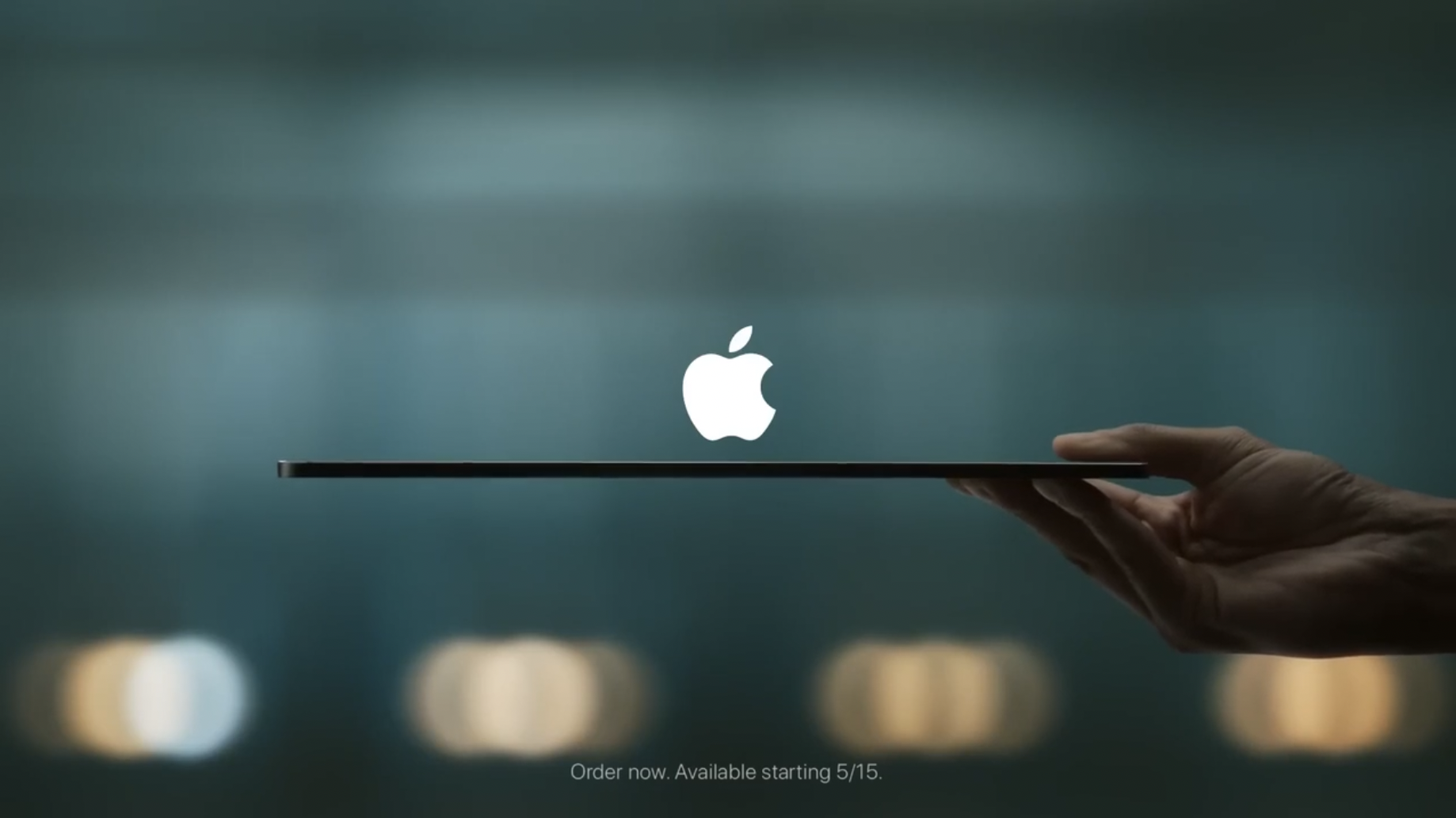  Apple “Crush”  
AGENT ASSISTANT 
Dir: Vania & Muggia, Prod: Iconoclast