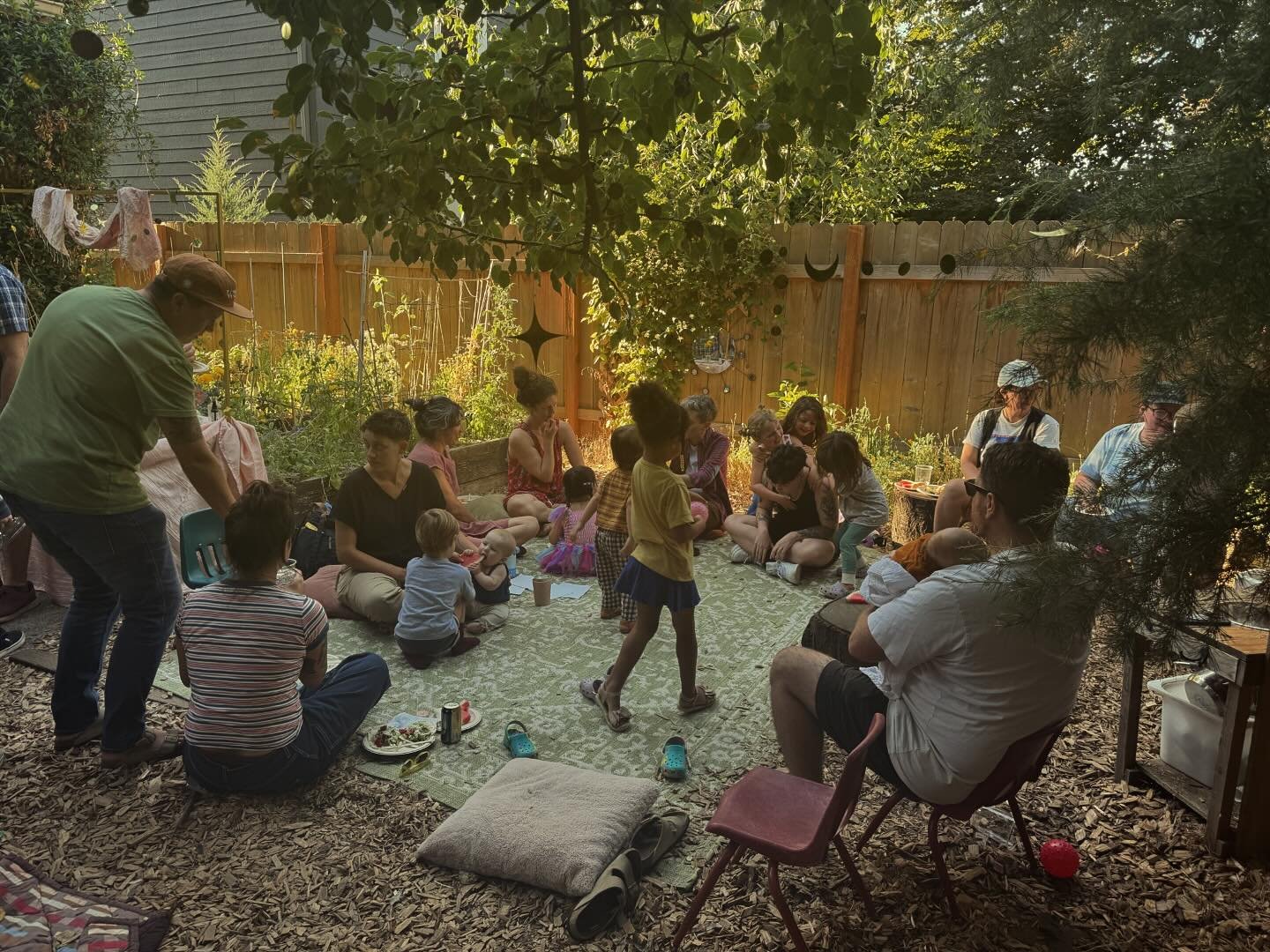 Beautiful evening at our end of year celebration! Barely took any photos, but got a few sweet group ones and a couple of some future Moon Flowers who are already so loved by us😍
