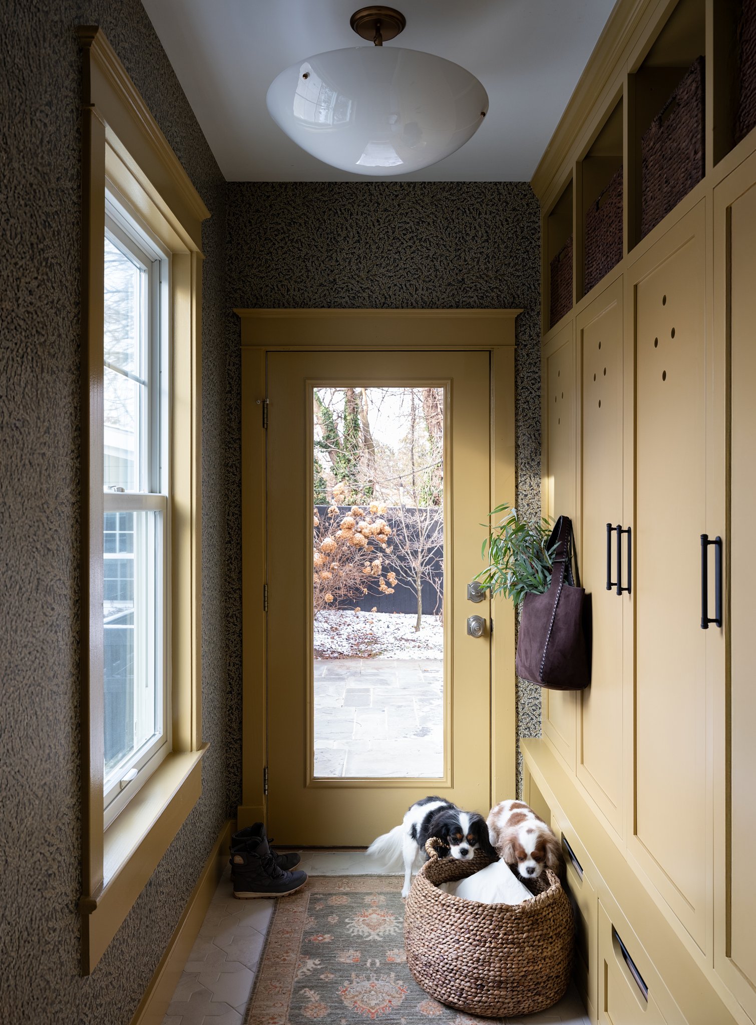 Corinne Victoria Crest Street3525.jpg