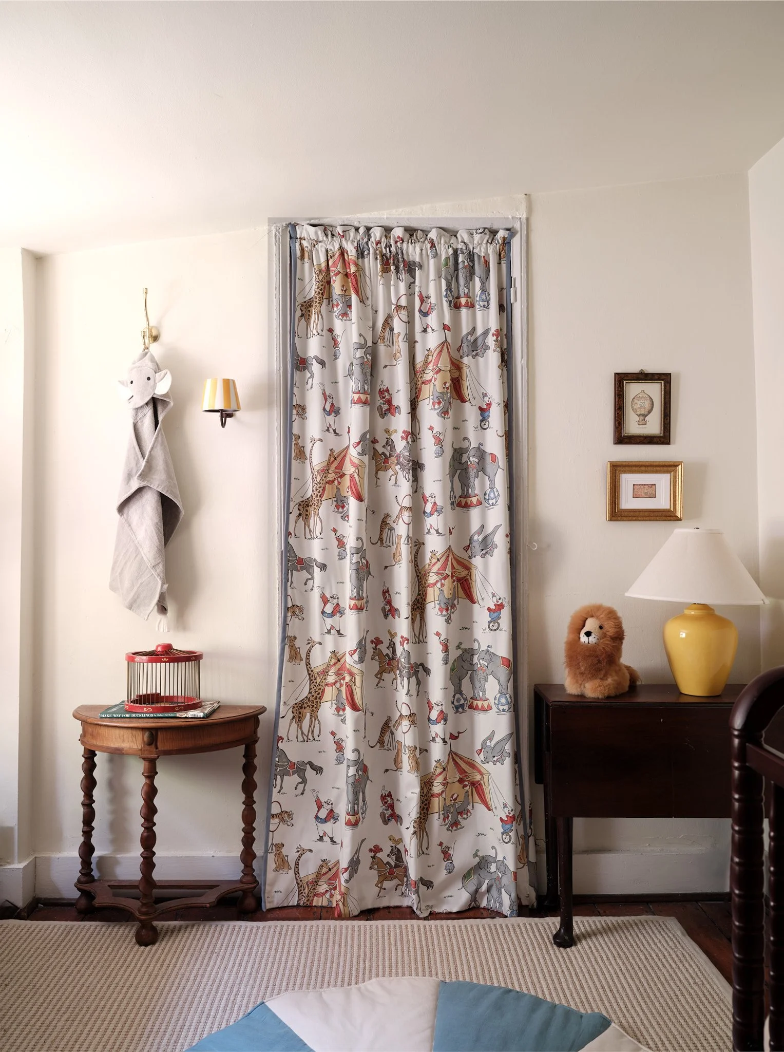 Nursery_Custom Drape 1.jpg