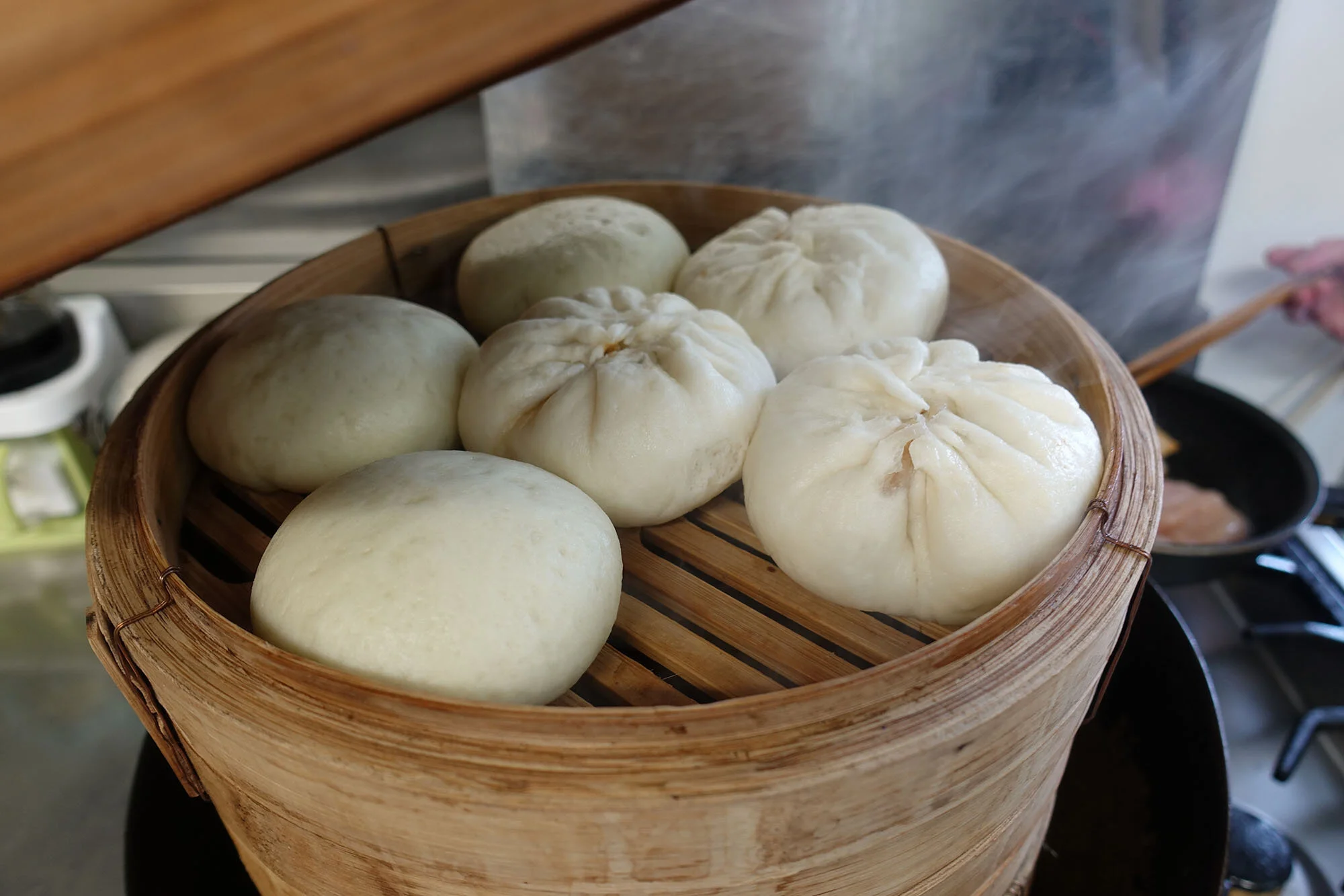 Bao Steaming.jpg