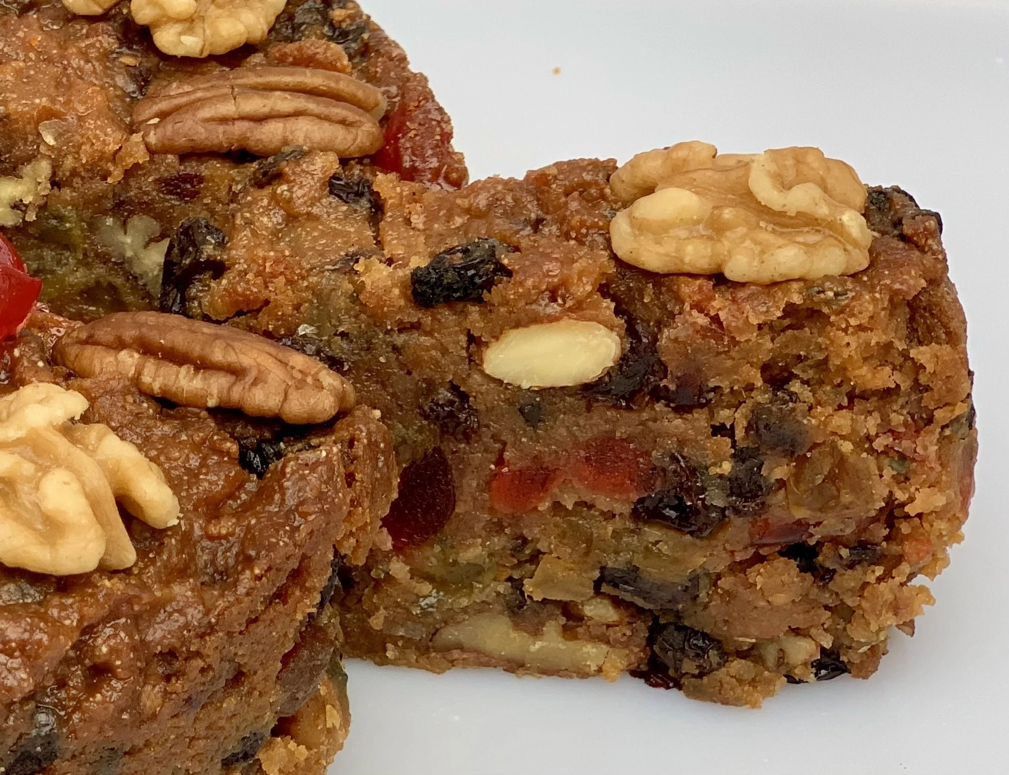 Deluxe Fruitcake Tin