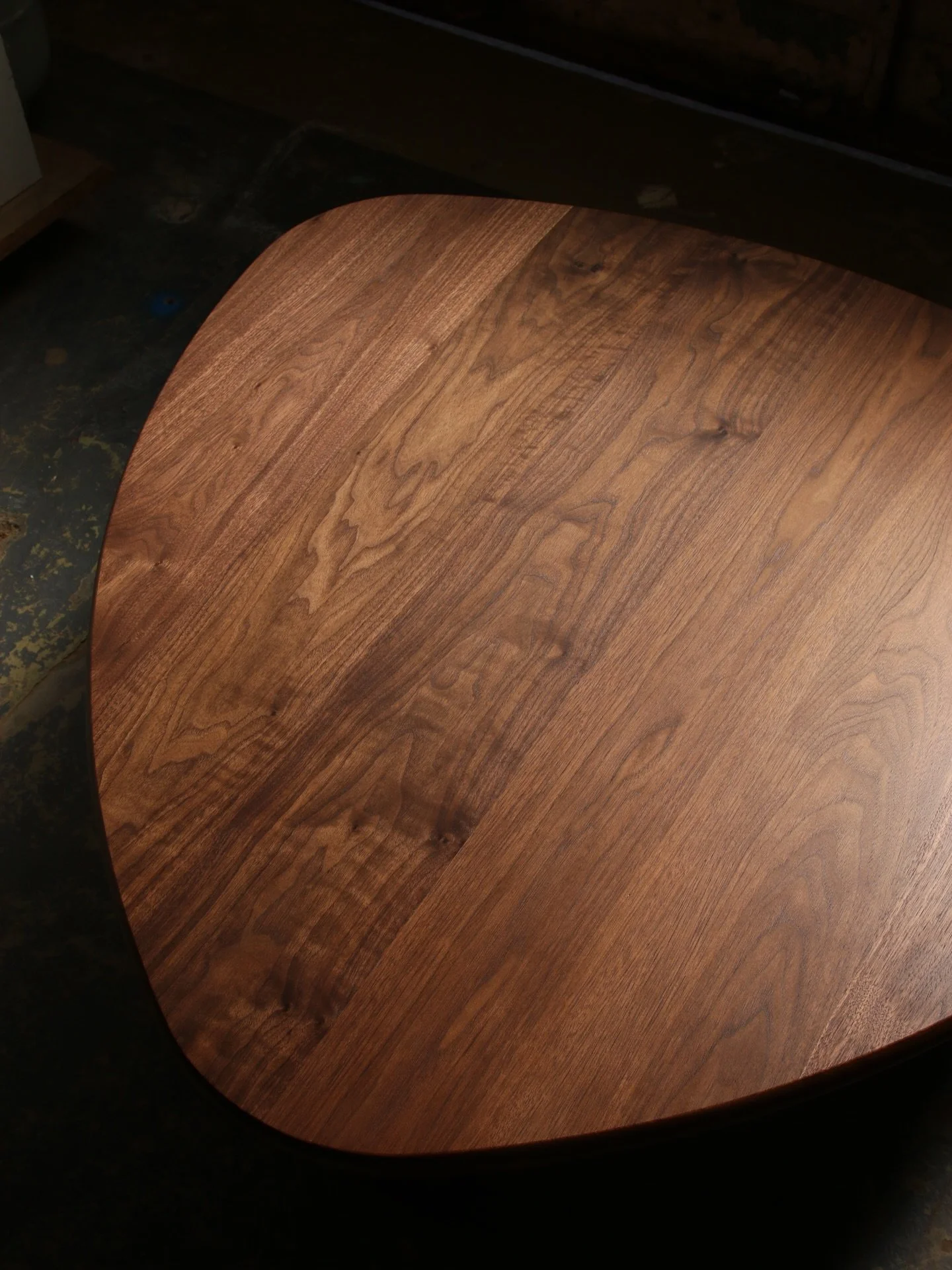Walnut Curved Coffee Table for @_hunter_id 

For this design we made a small change to the legs so they were convex instead of concave. As everything is made to order this was not as issue. It&rsquo;s always fun as a designer/ maker to see different 
