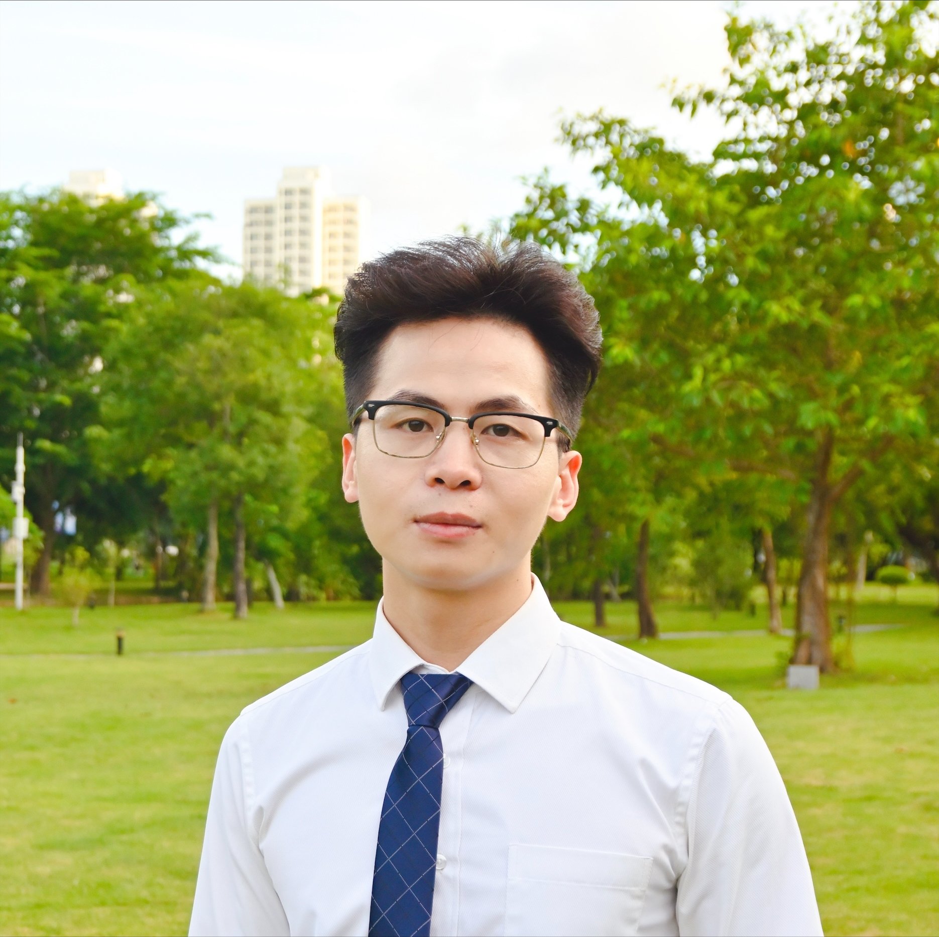 Yuanxiong Cao wins poster prize at the Cyborg Futures Scientific Discussion Meeting