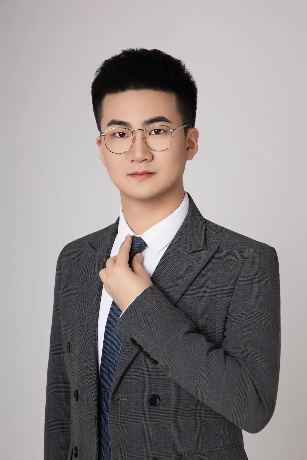 Tianmu Hu