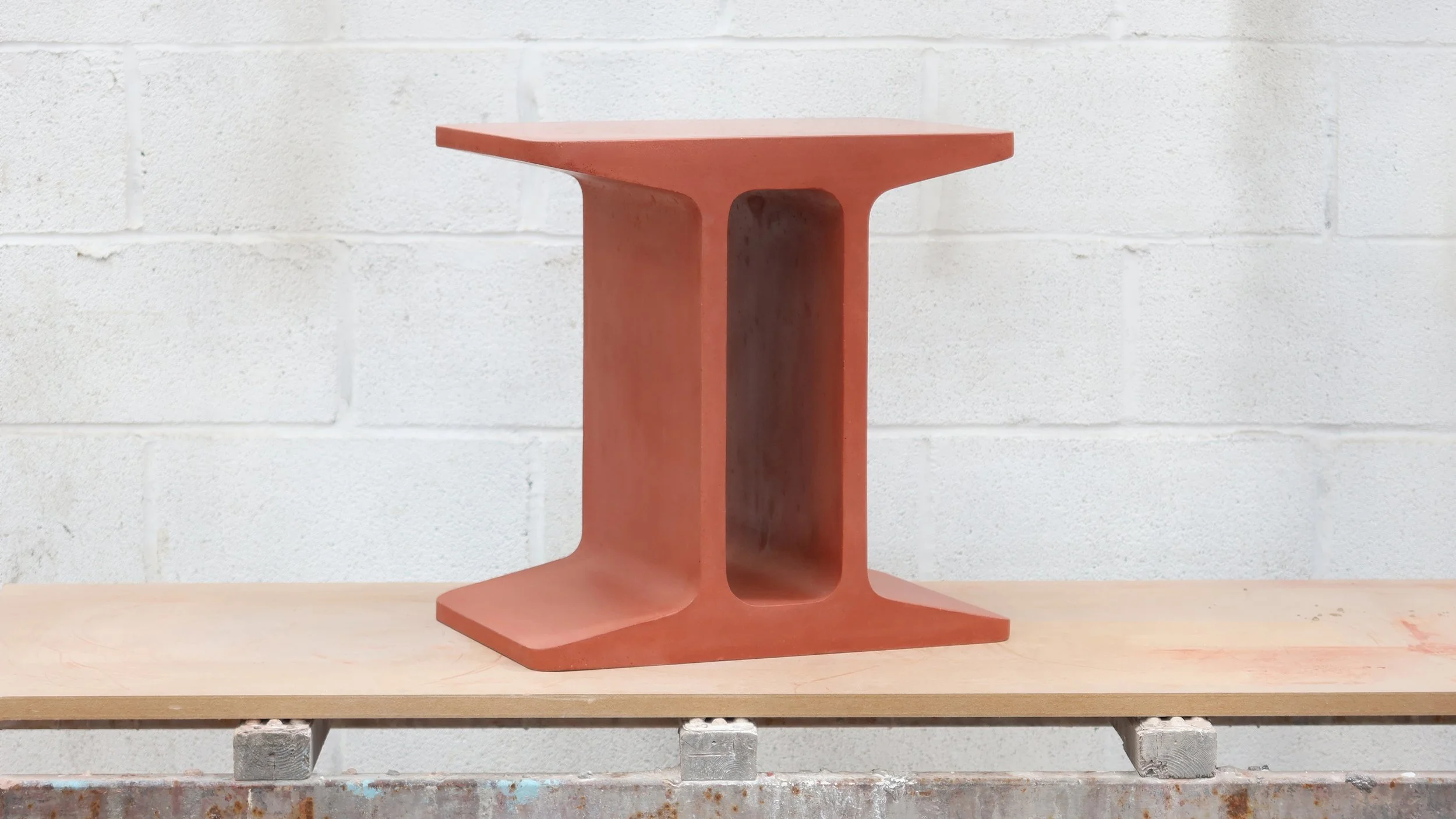 TOM ROBINSON_INTRA SIDE TABLE_27_PROCESS.jpg