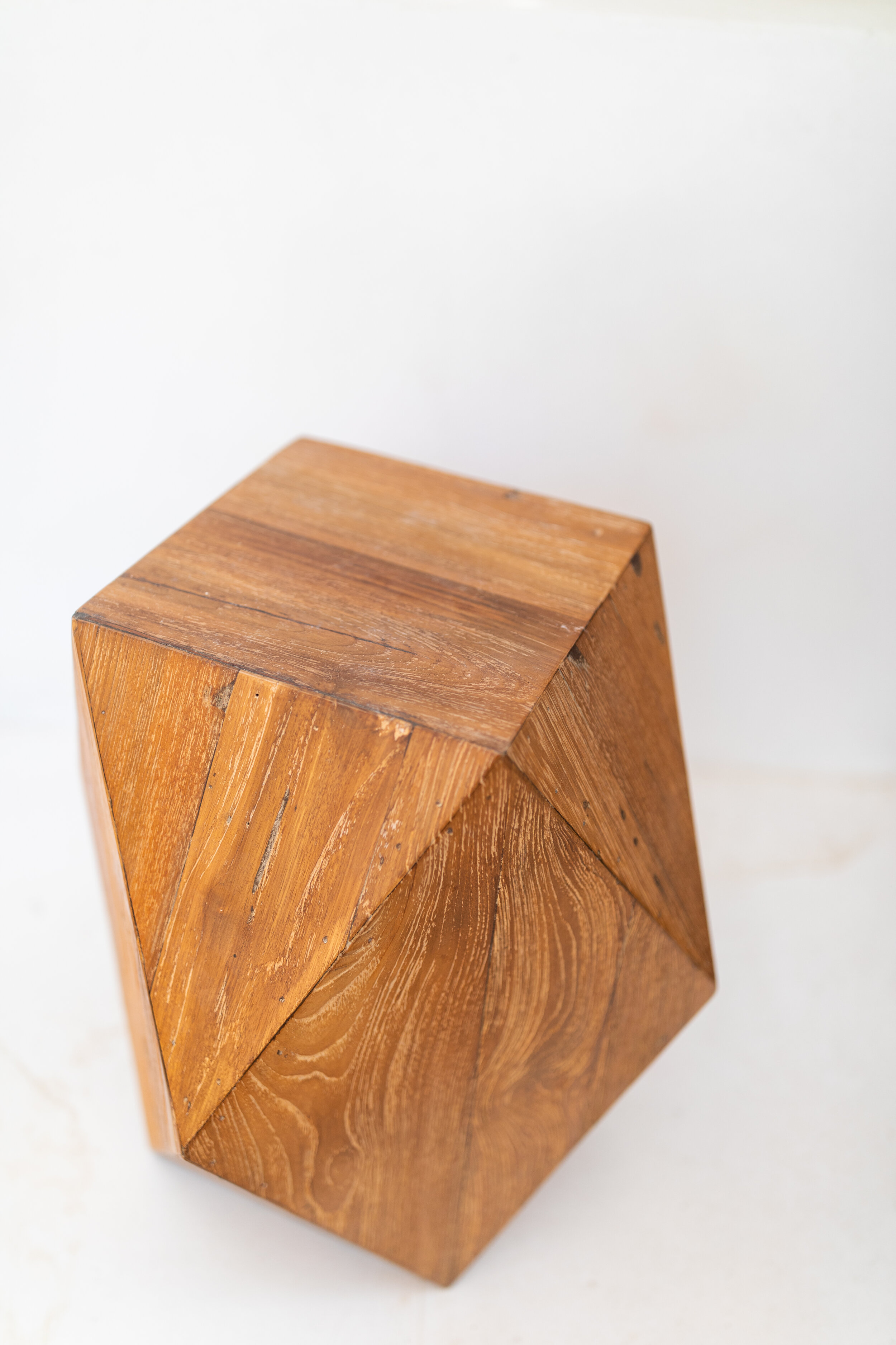 GEO SIDE TABLE OR STOOL