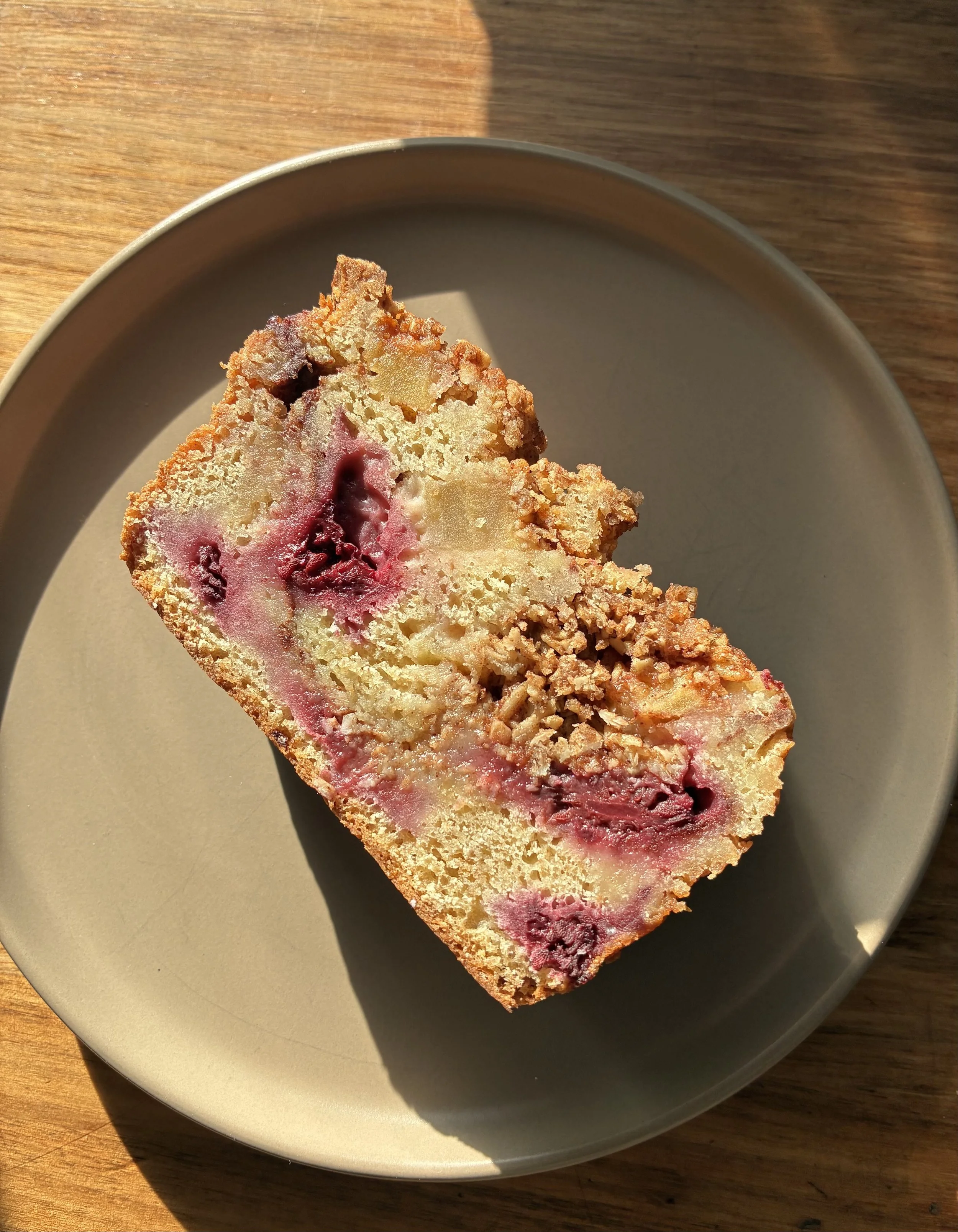 Apple Blackberry Coffee Cake with Cardamom Streusel (sourdough)