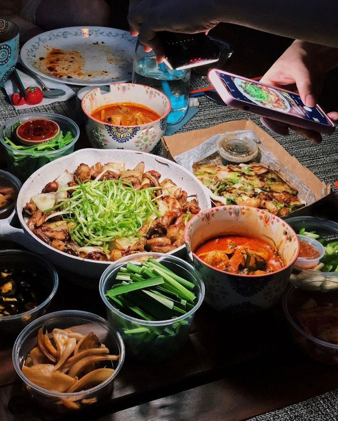 Thank god it's Friday! Save yourself time for food prepping, cooking, and cleaning with ordering special set menus from Gopchang Story BBQ. Happy #Friyay!⠀
📷: Thanks for the awesome picture! @umieats⠀
&mdash;⠀
👆Order on our website(link in bio) and