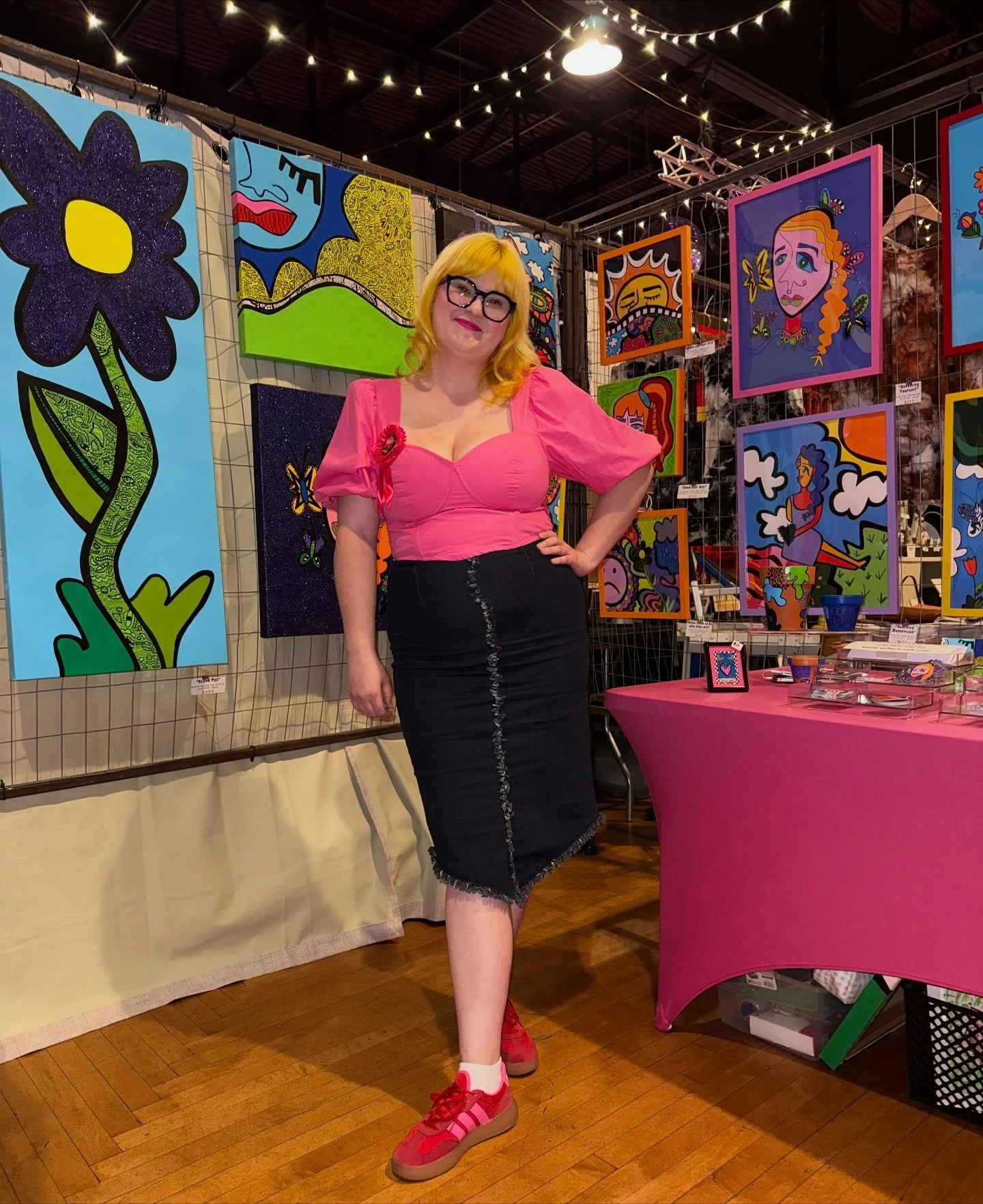 This GIRLIE is very excited to participate in @thegirlieshowokc tonight and tomorrow!! 💖