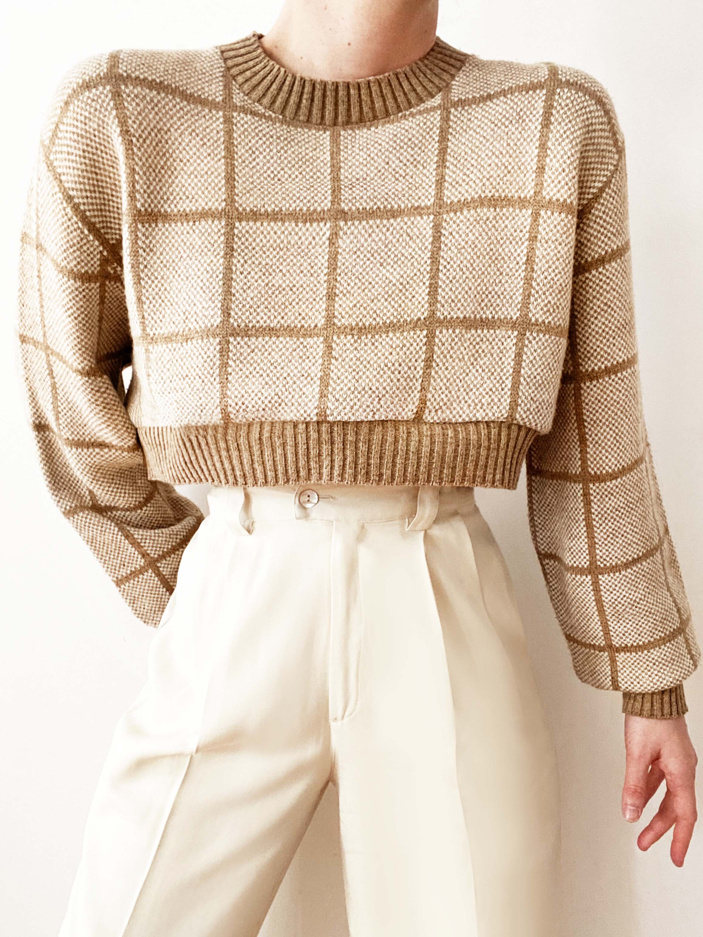 Stunning Golden Wheat Checkerboard Cropped Sweater
