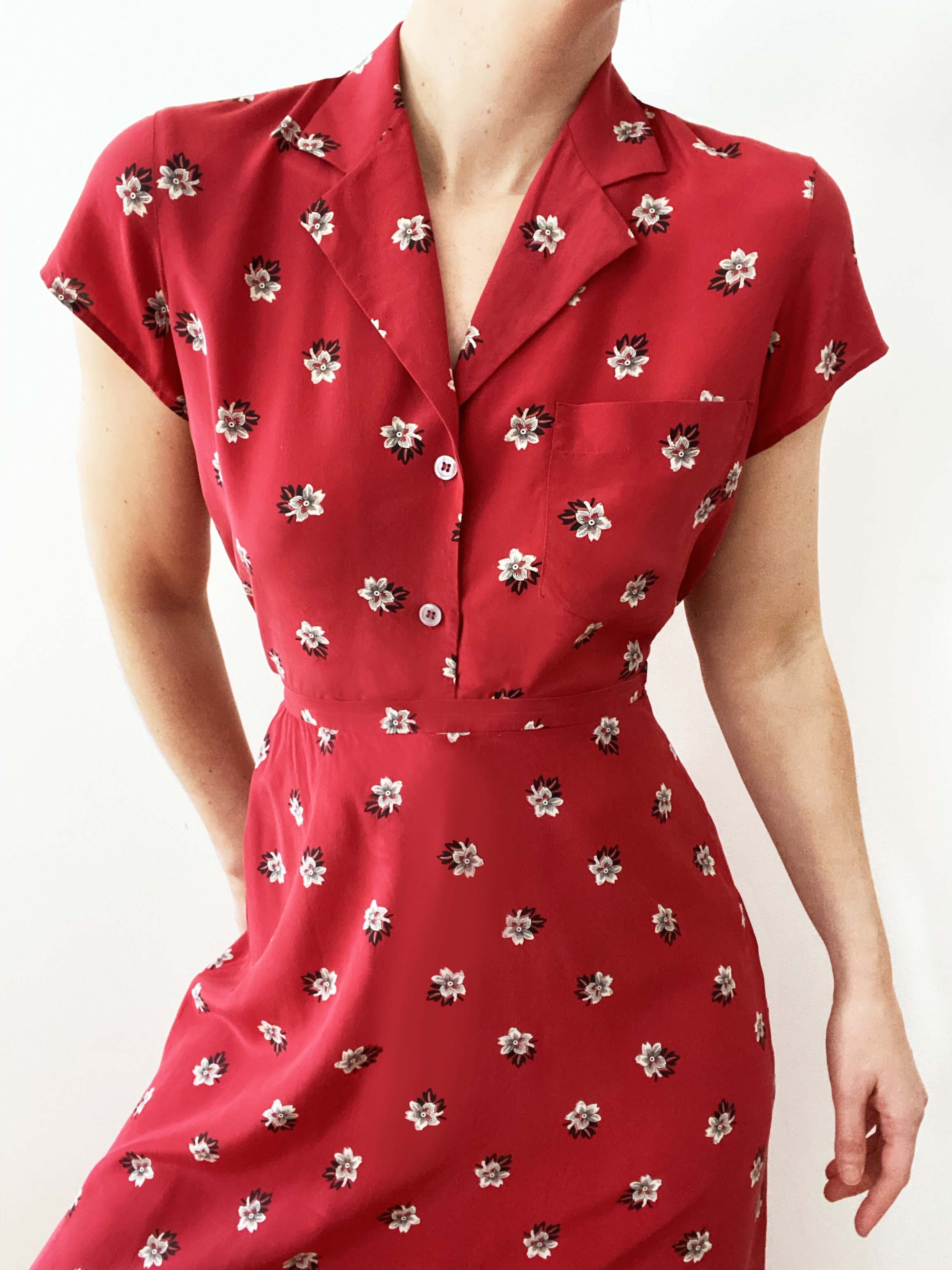 Gorgeous Red Silk Floral Two-Piece Matching Set