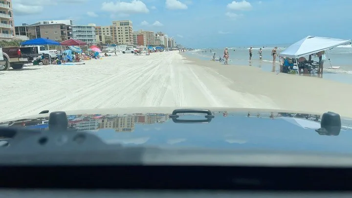 Driving down Daytona Beach in the Jeep! Pretty fun I think! 
@faithbottomley