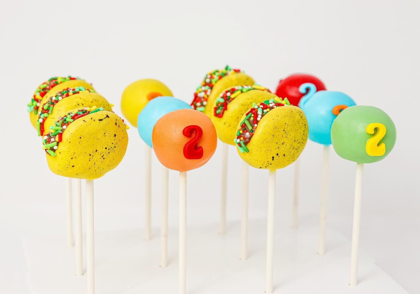 Taco &lsquo;bout a delicious treat for a 2nd Birthday Party!🍭 
These taco-themed Cake Pops are fiesta-ready and oh so adorable!🌮🎉
~~~
#cakepop #custom #katespoperella #cakepops #homebaker 
#sweets #tacos #sweettooth #cakepopsofinstagram #treats 
#