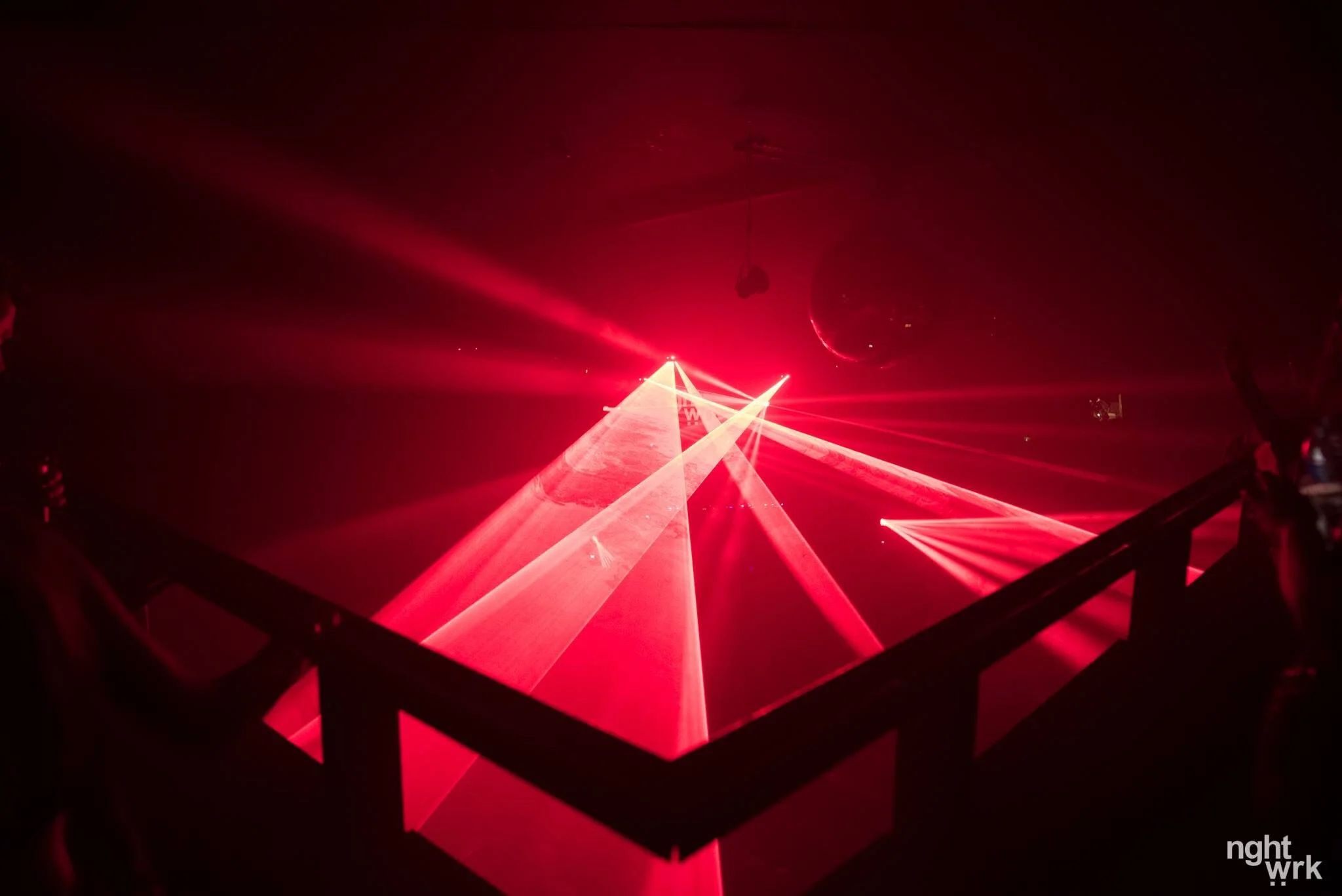 Nghtwrk Rebuke red lasers