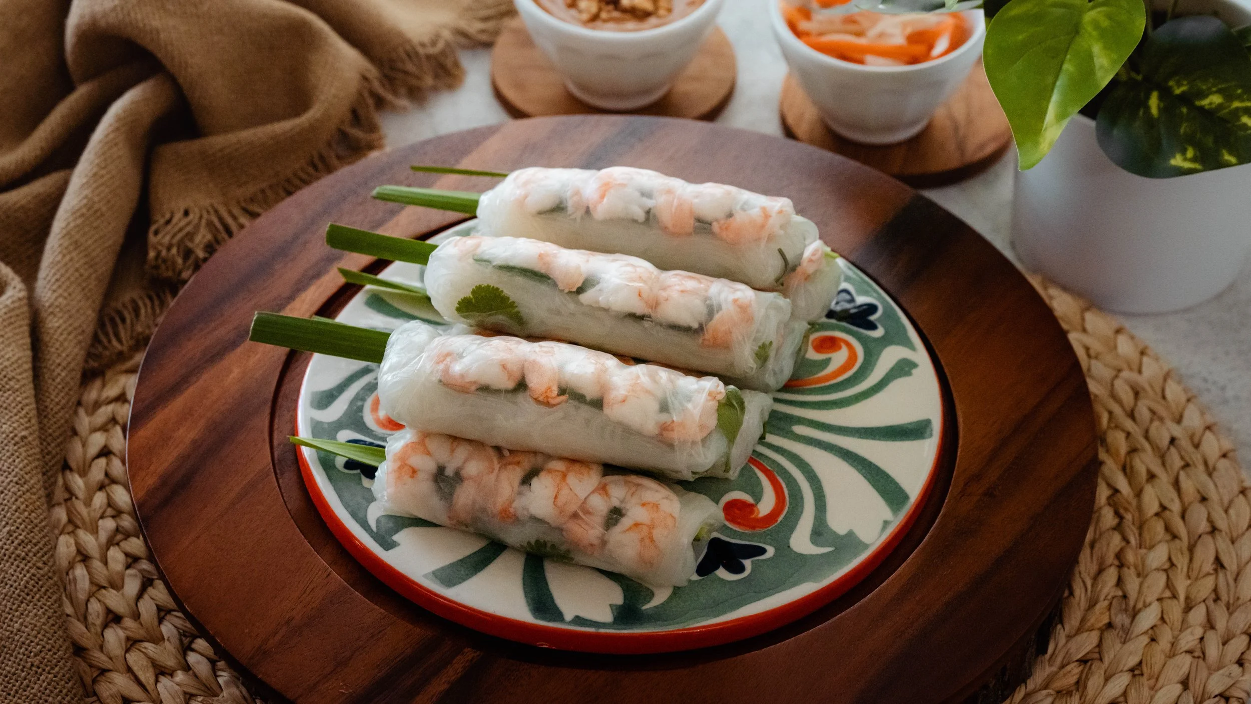 Gỏi Cuốn | Vietnamese Fresh Spring Rolls + Peanut Dipping Sauce | Salad ...