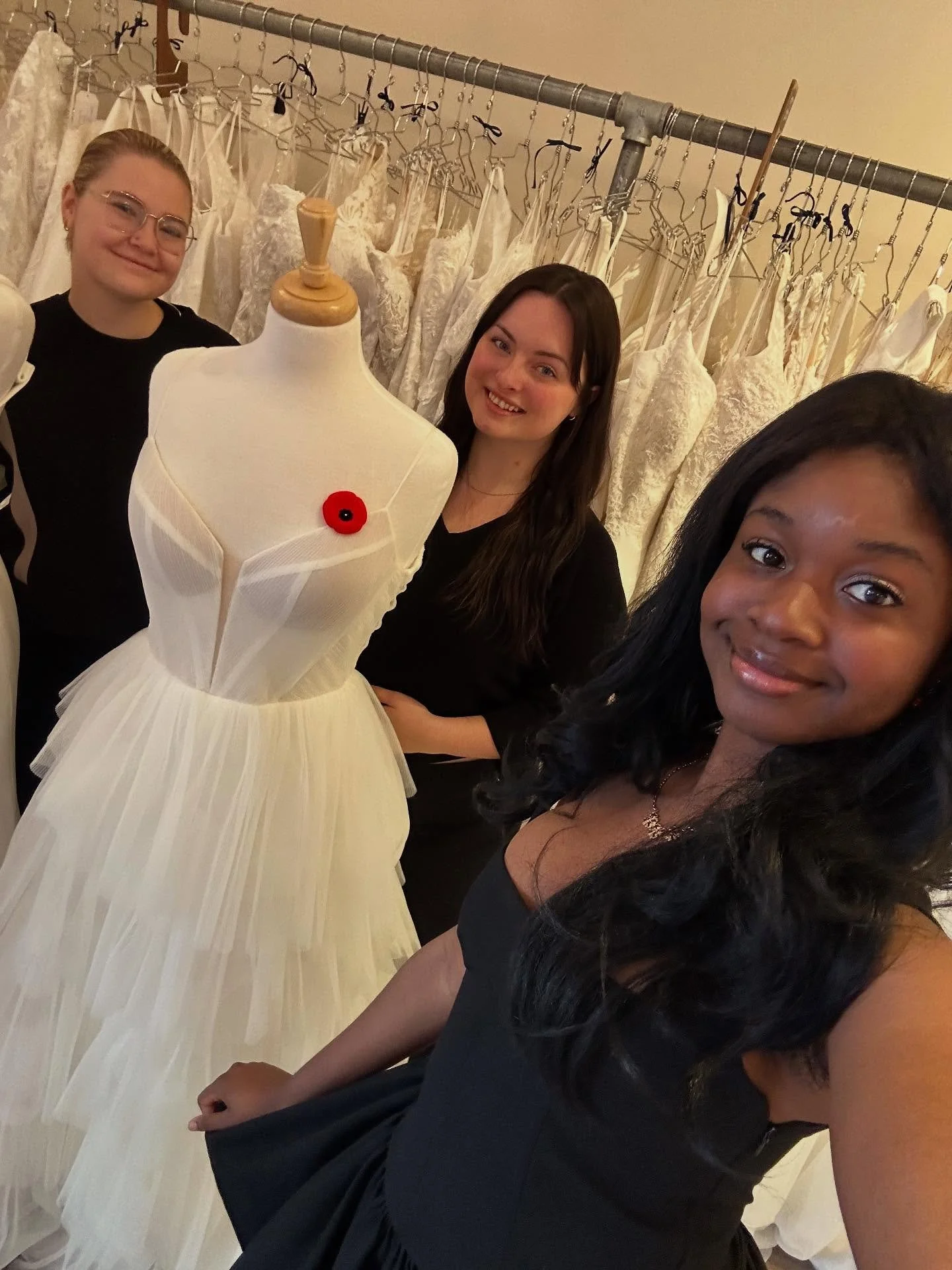 Happy Saturday Selfie day! We have a packed weekend of appointments and the girls are working hard to help all the brides feel special and beautiful in their dresses! 

#bridaloutlet #bridaloutlets #weddingdress #weddingdresses #weddinglook #bridalwe