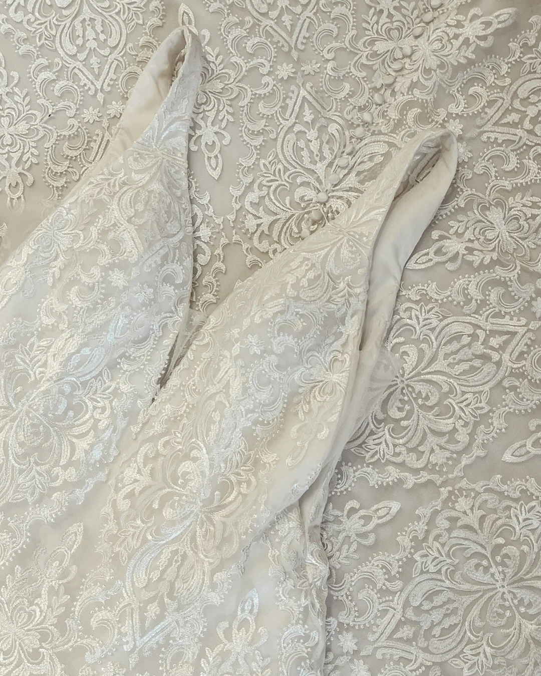 Texture Tuesday is fierce this week with Monica by Maggie Sottero! This complete lace A-line gown is waiting for the perfect bride to take her home! 

#YOW #ottawawedding #ontariowedding #bridalstyle #bridalgown #weddingdressshopping #weddinggowns #b