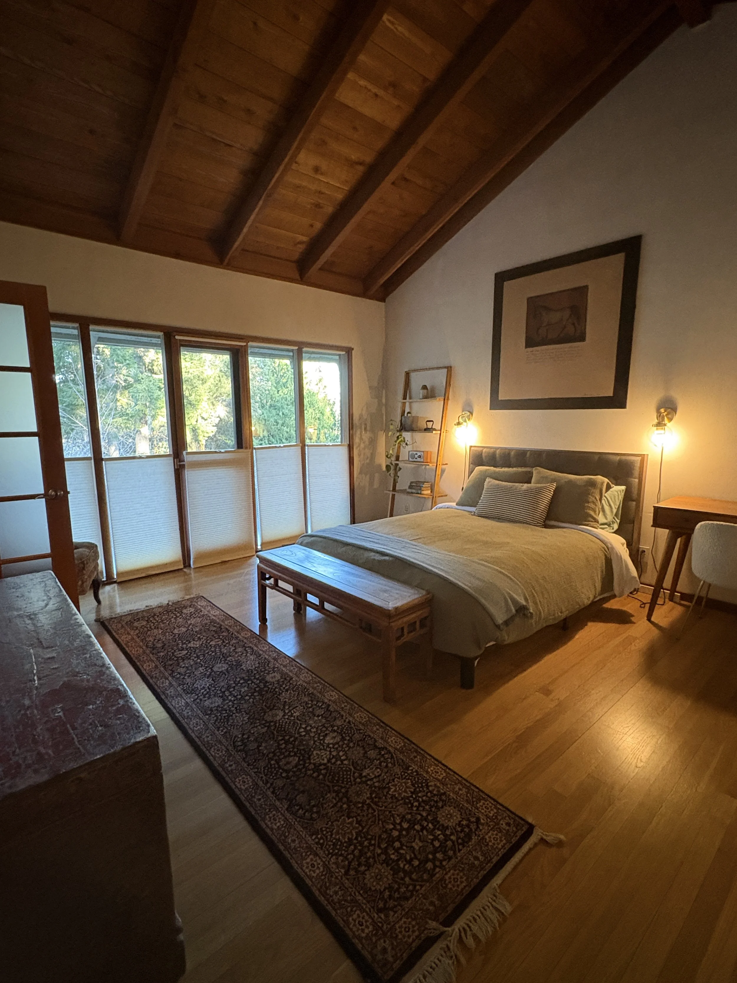 Heliotropic Retreat at Anker, Kingston, WA