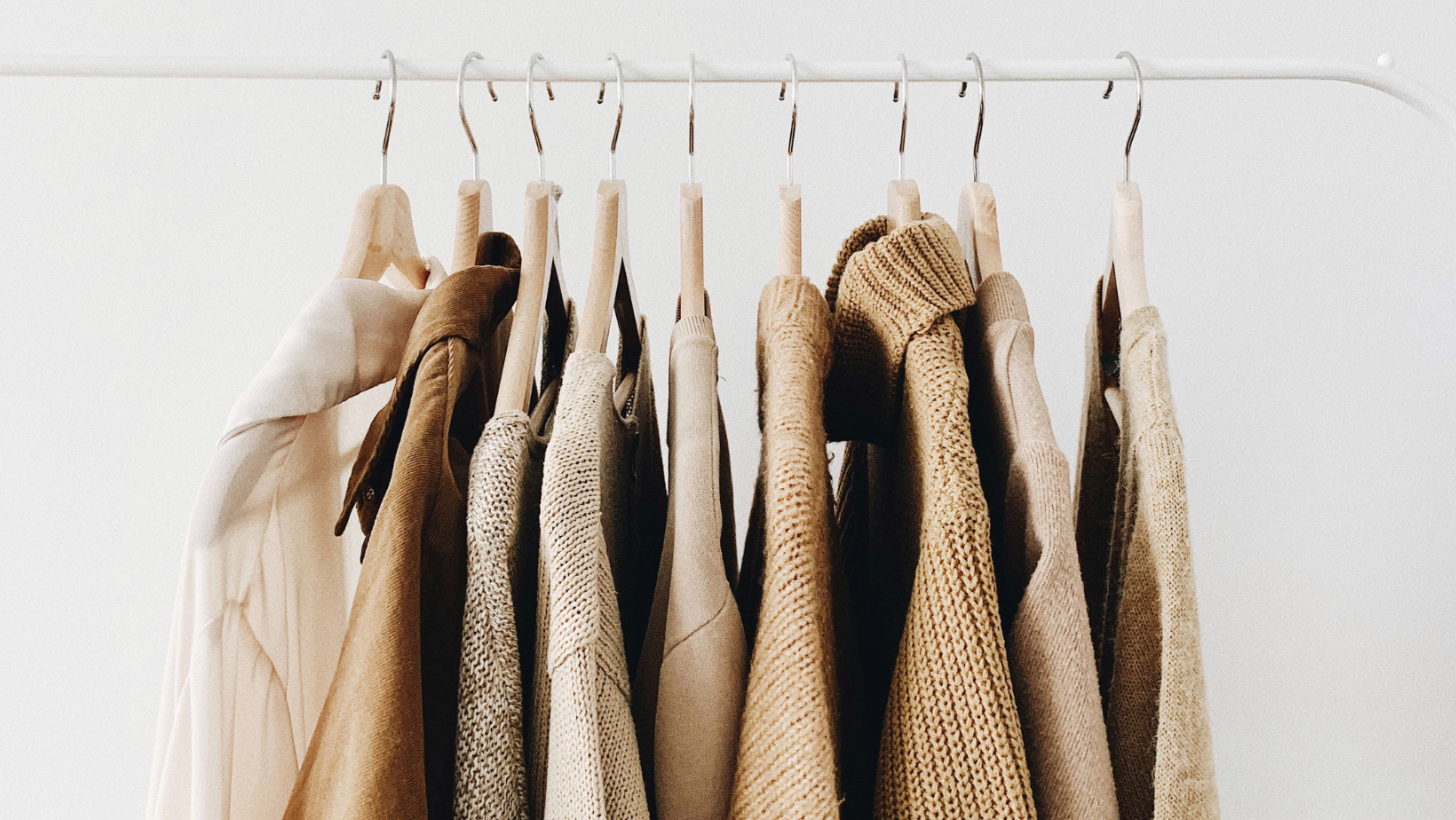 What to Wear in the Airport