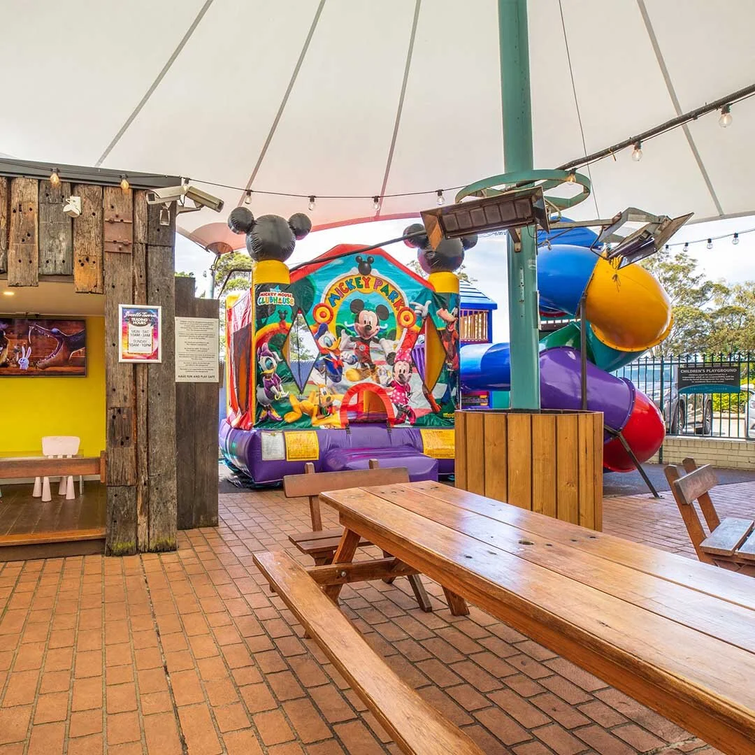 Dining — Jewells Tavern, Jewells, NSW