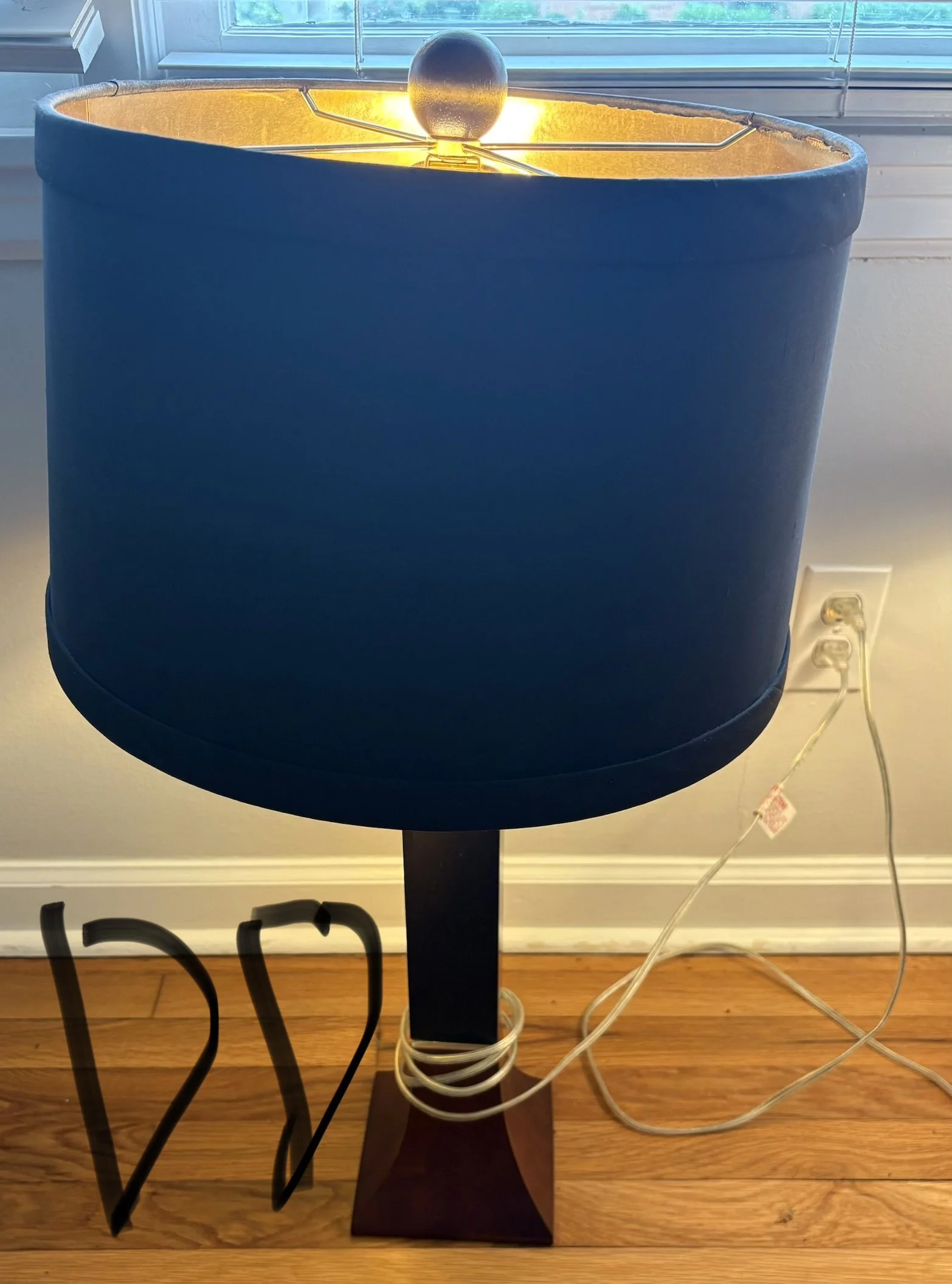 Lot DD lamp