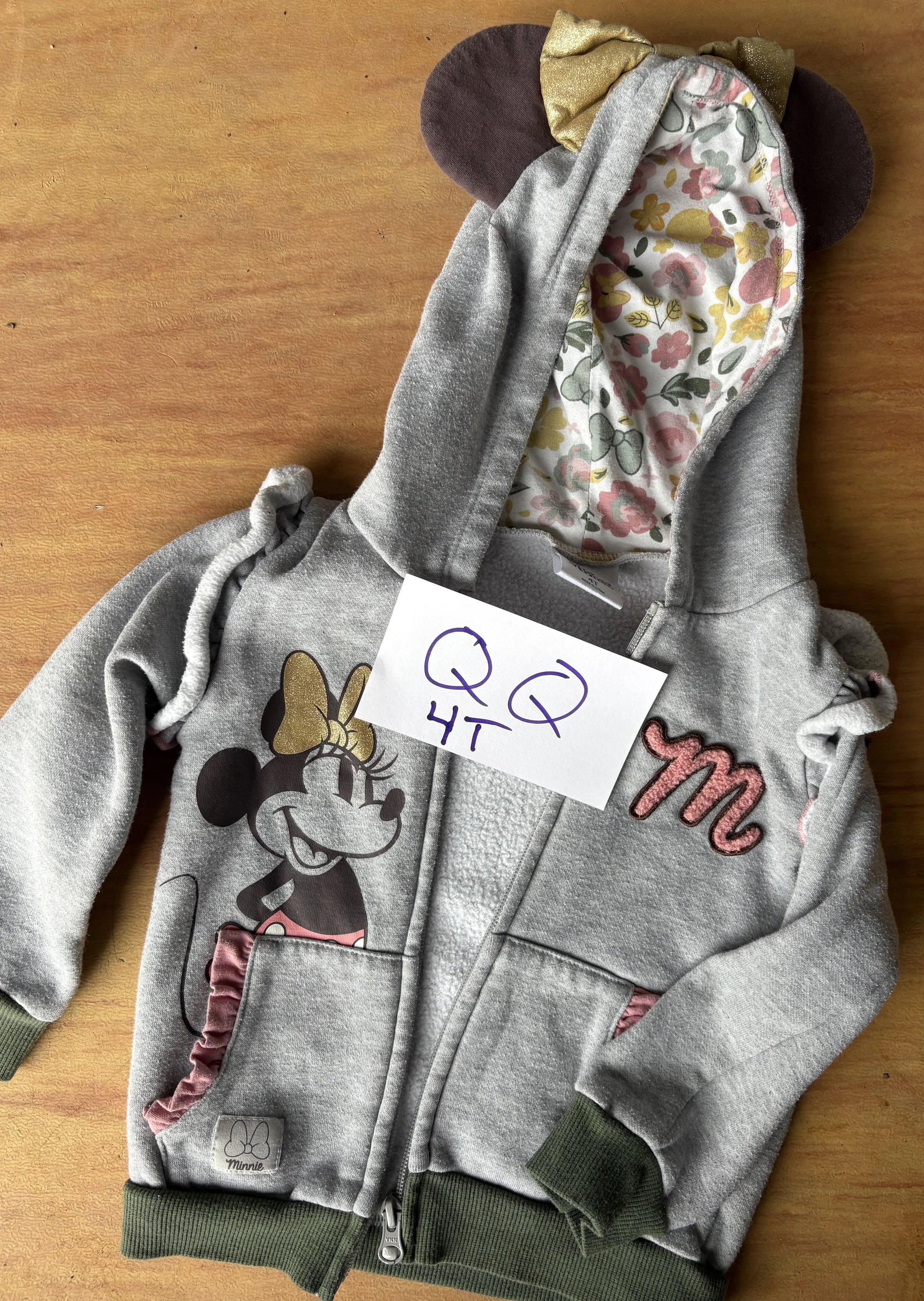 Lot QQ Minnie Mouse 4T jacket