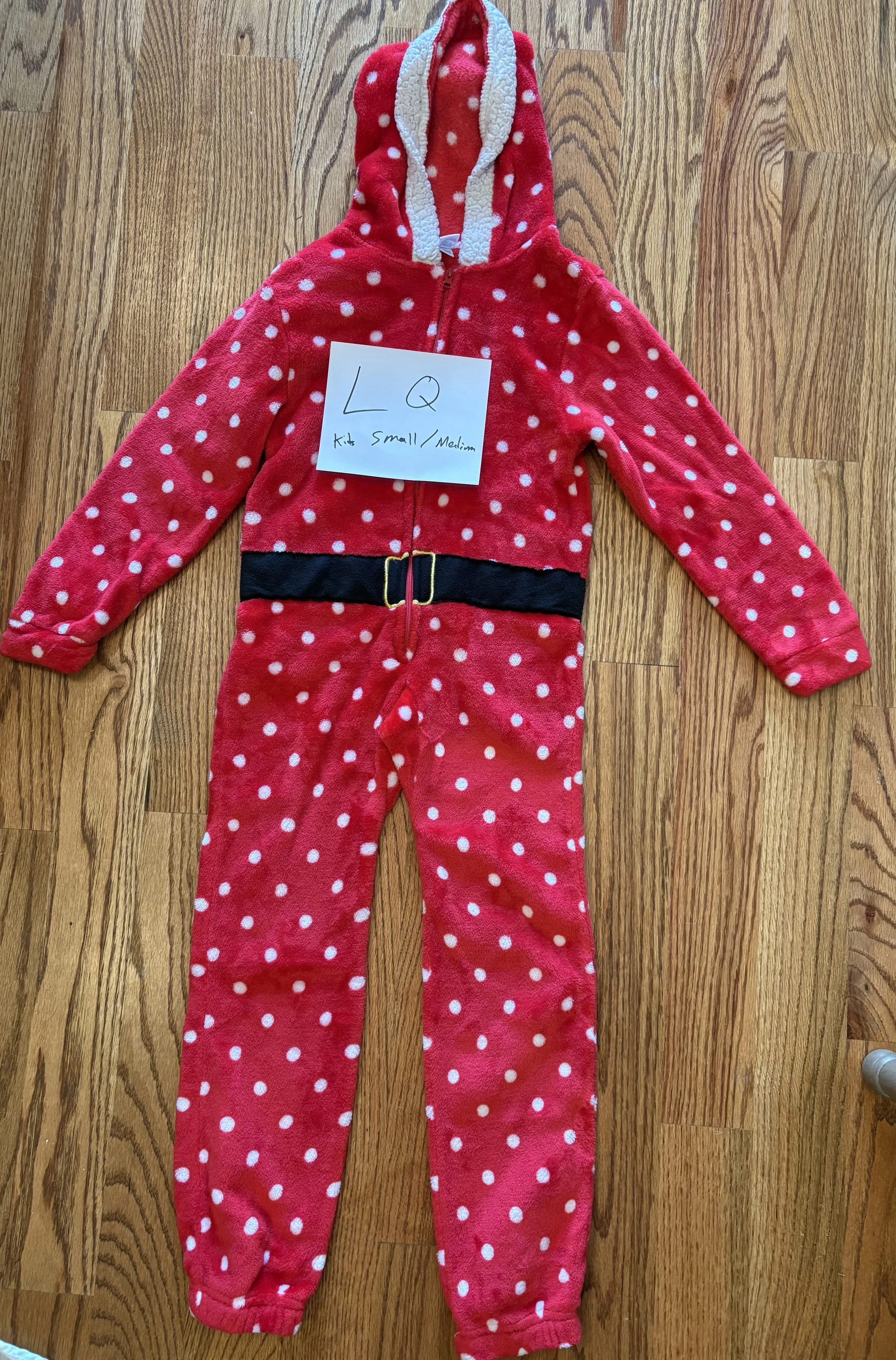 Lot LQ kids small/medium onesie