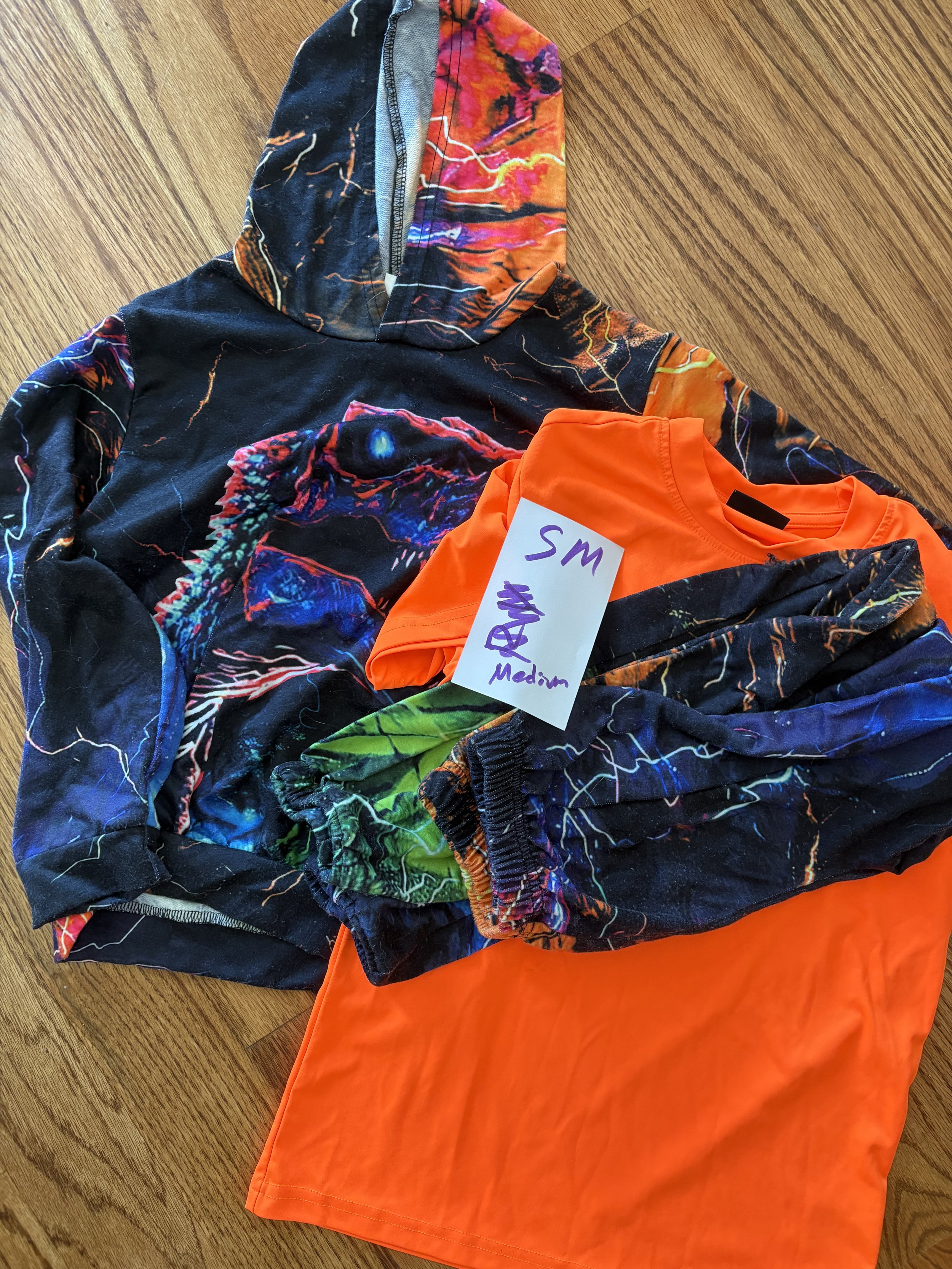 Lot SM boys medium