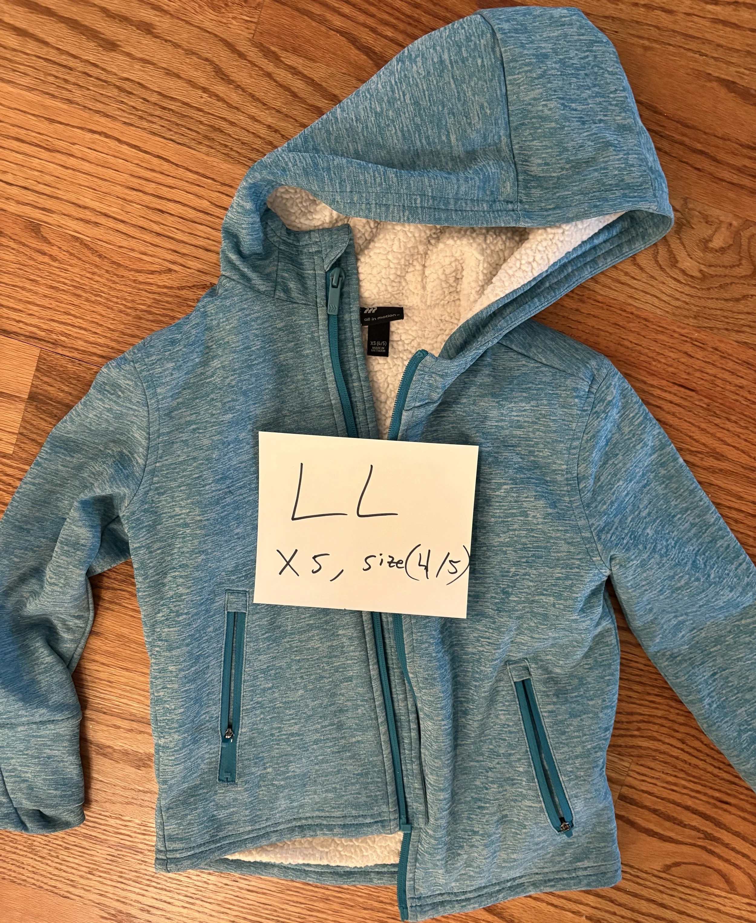 Lot LL size XS 4/5 hoodie