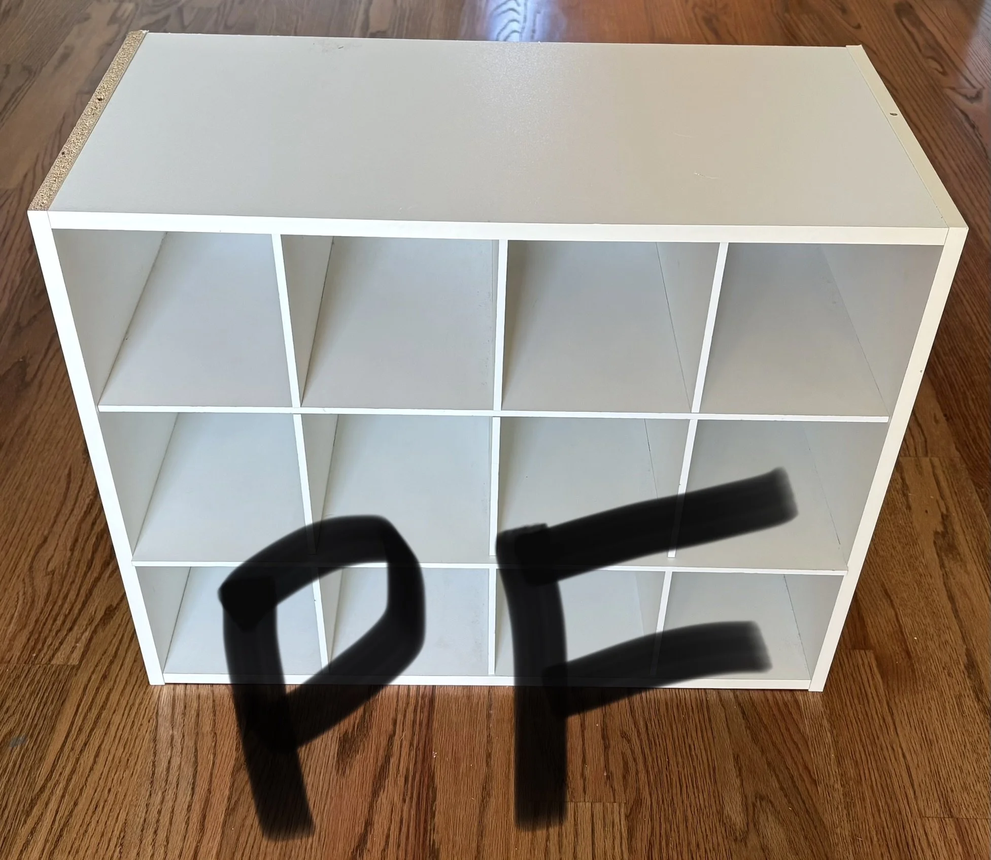 Lot PF - shoe storage