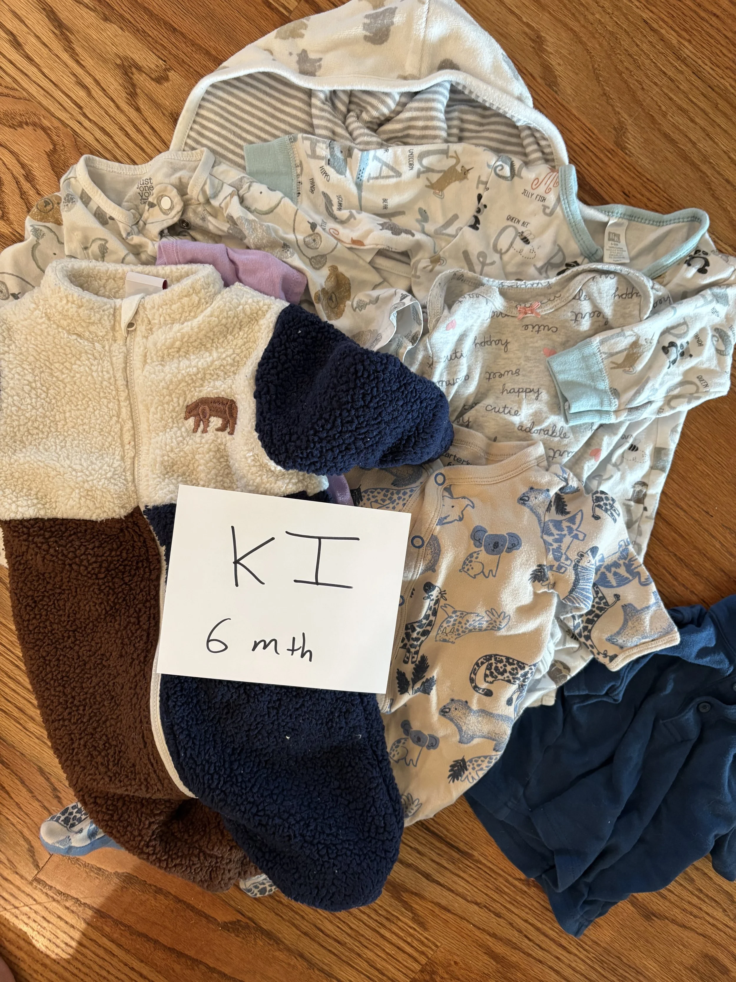 Lot KI - baby 6 mth clothes
