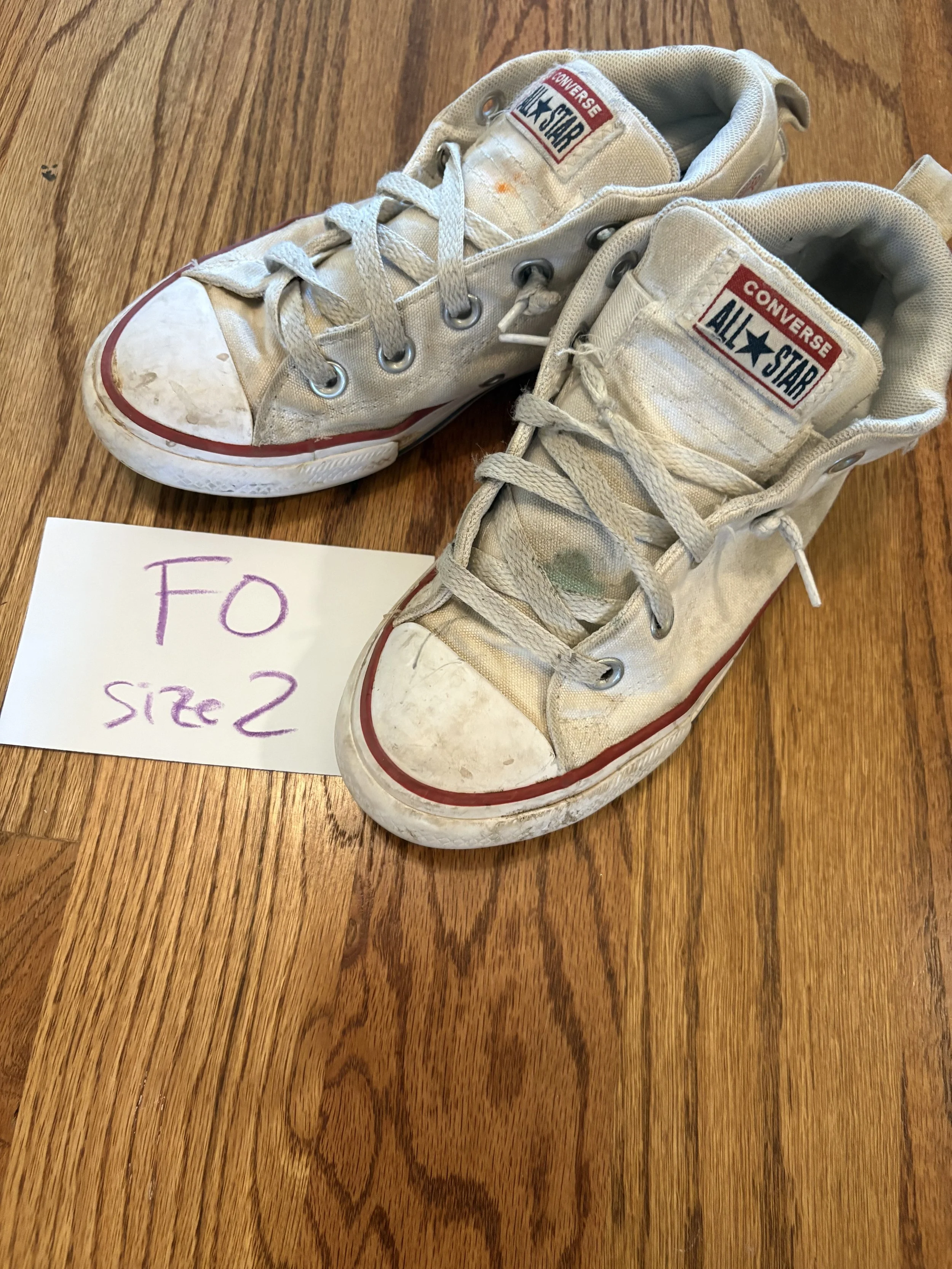 Lot FO size 2 shoes