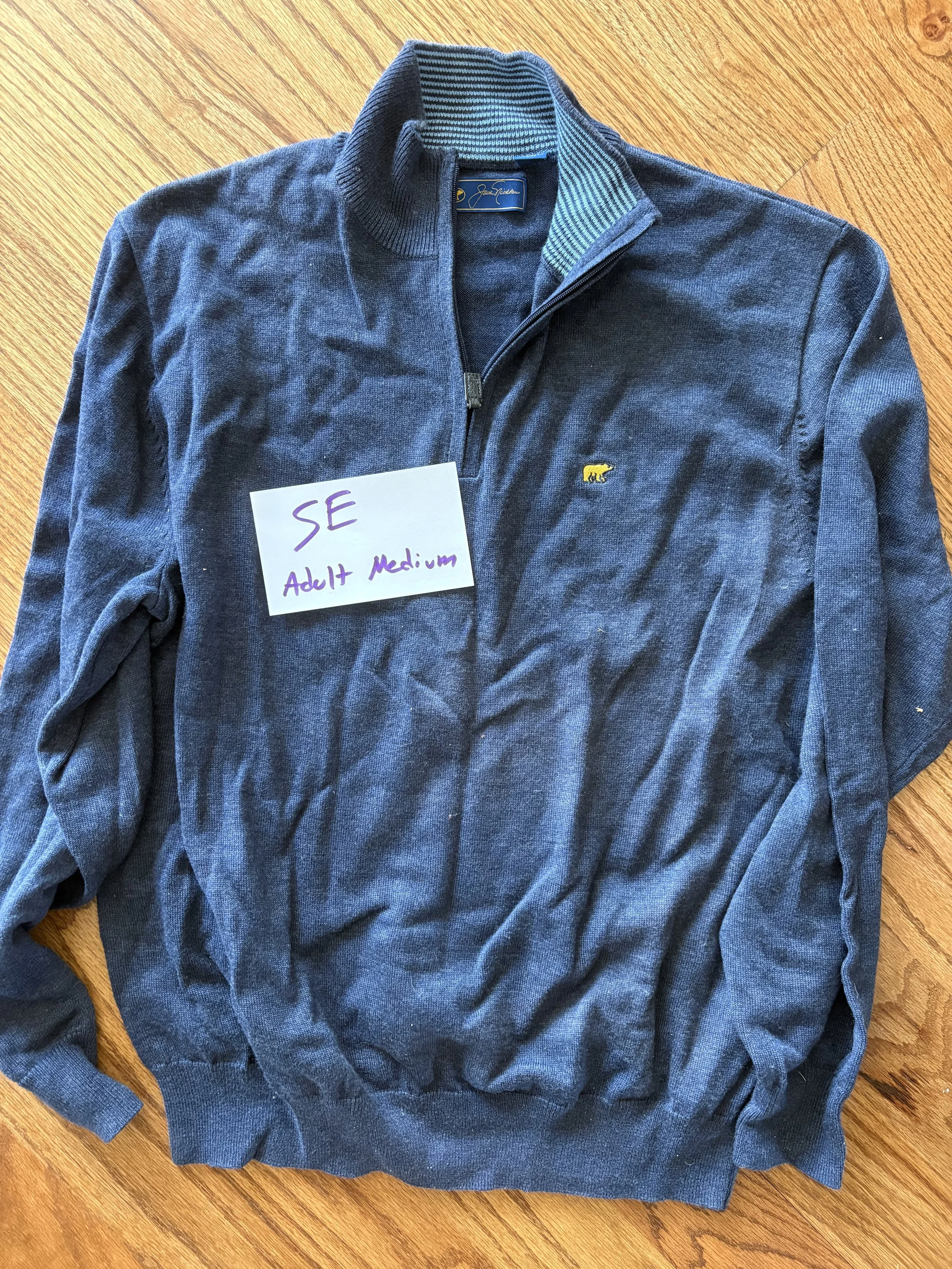 Lot SE adult medium blue pullover bear