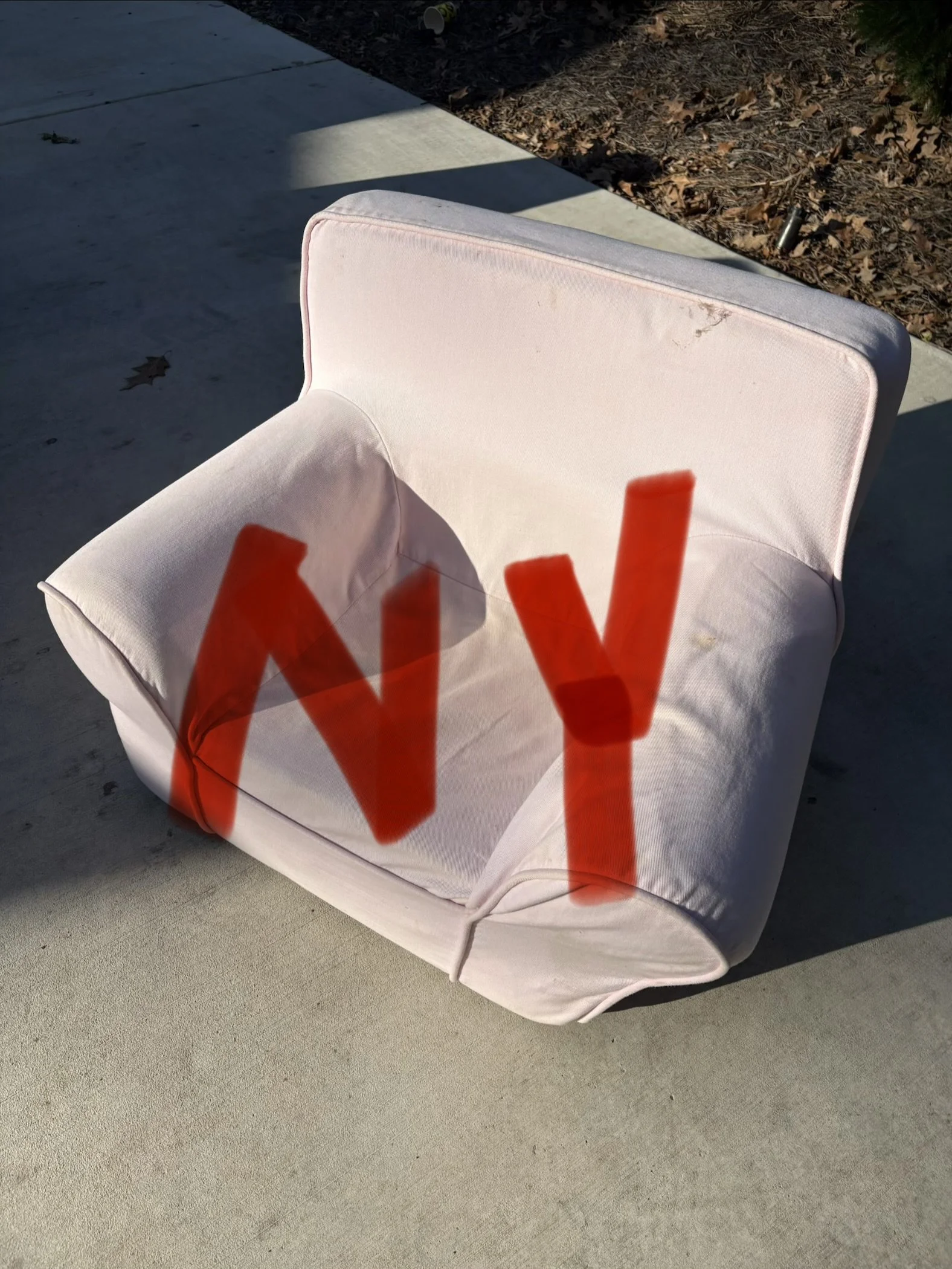 Lot NY kids comfy chair