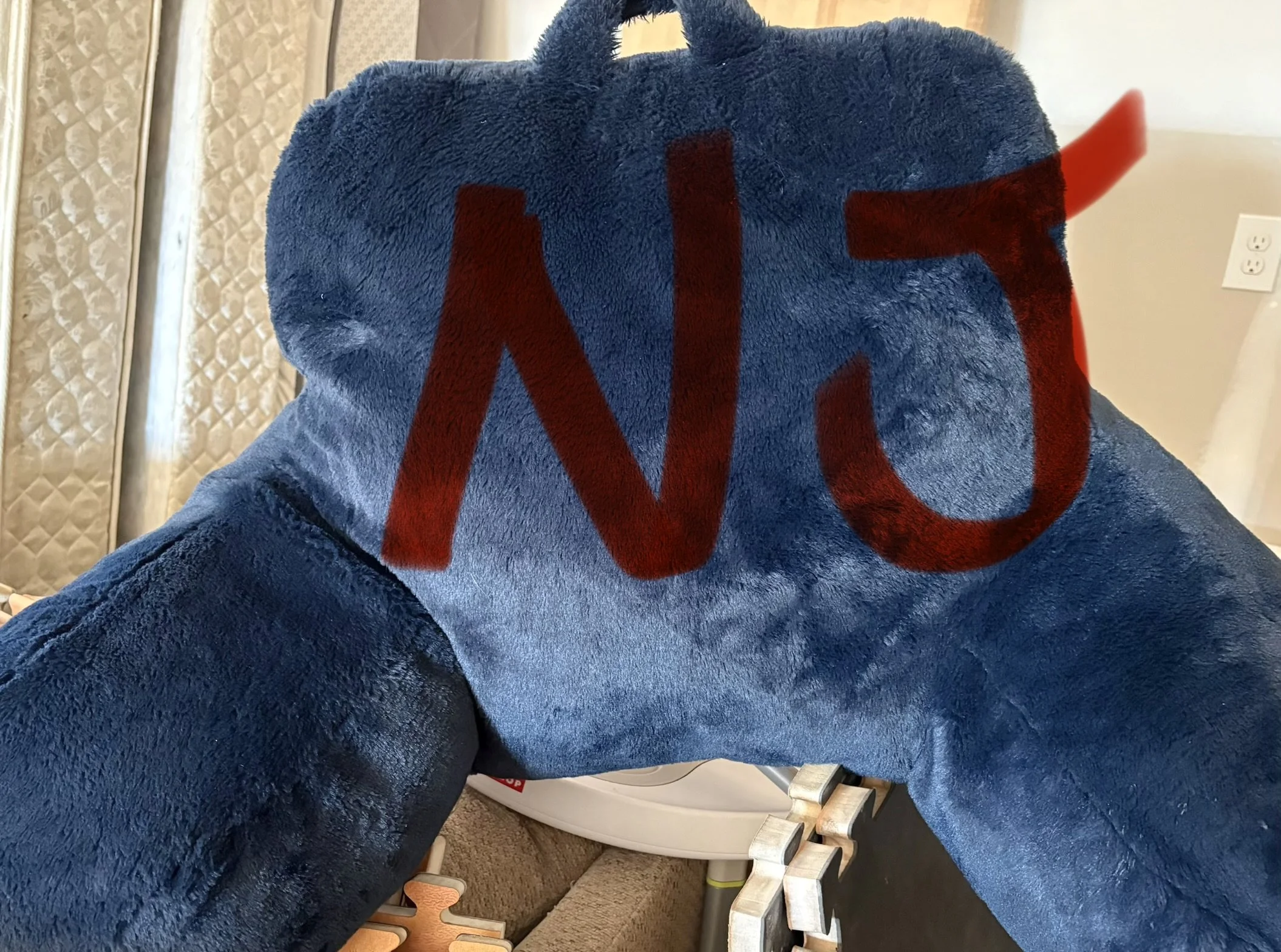 Lot NJ reading plush